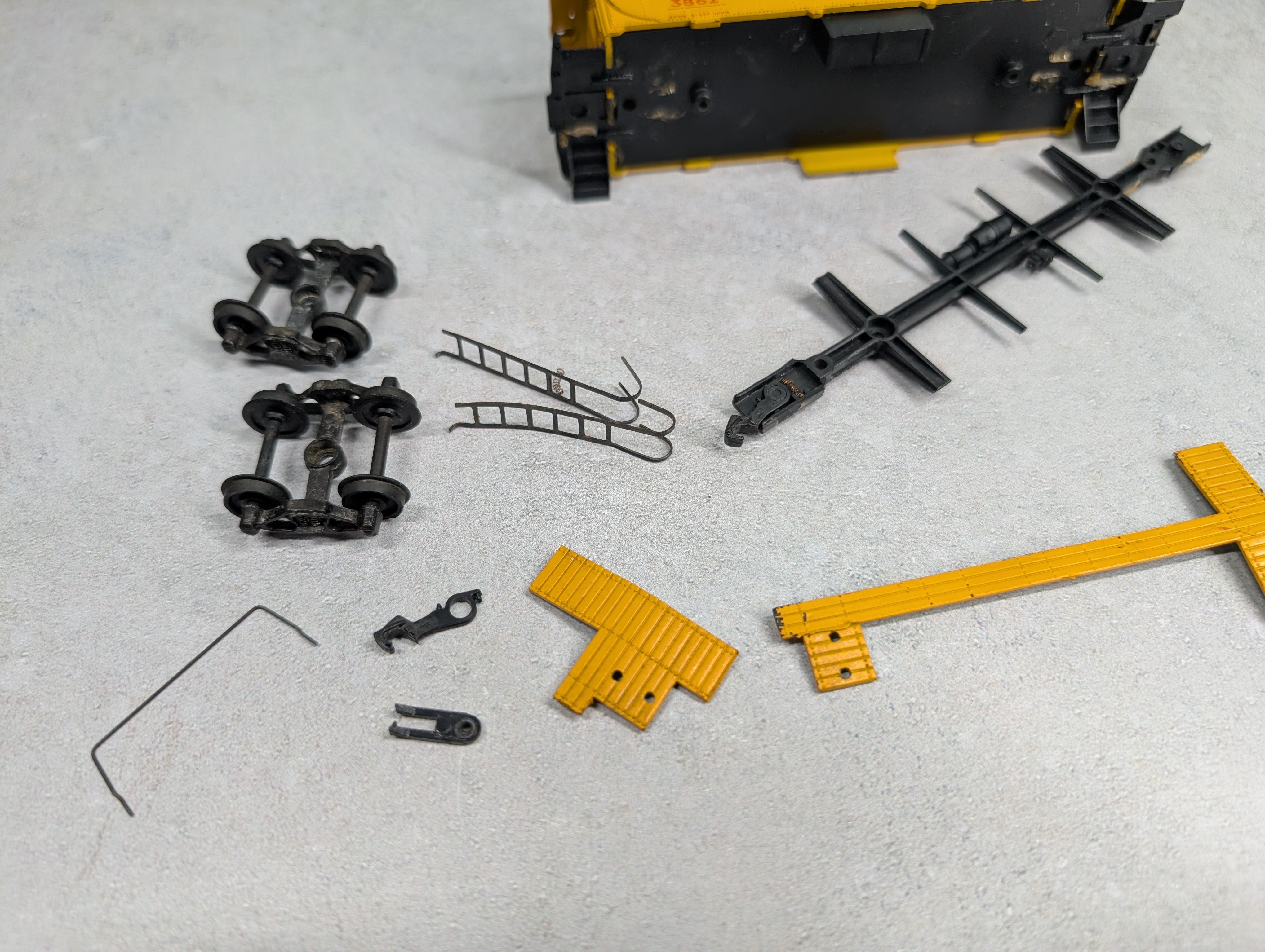 USED Athearn HO Scale Caboose Union Pacific UP #3862 Rough