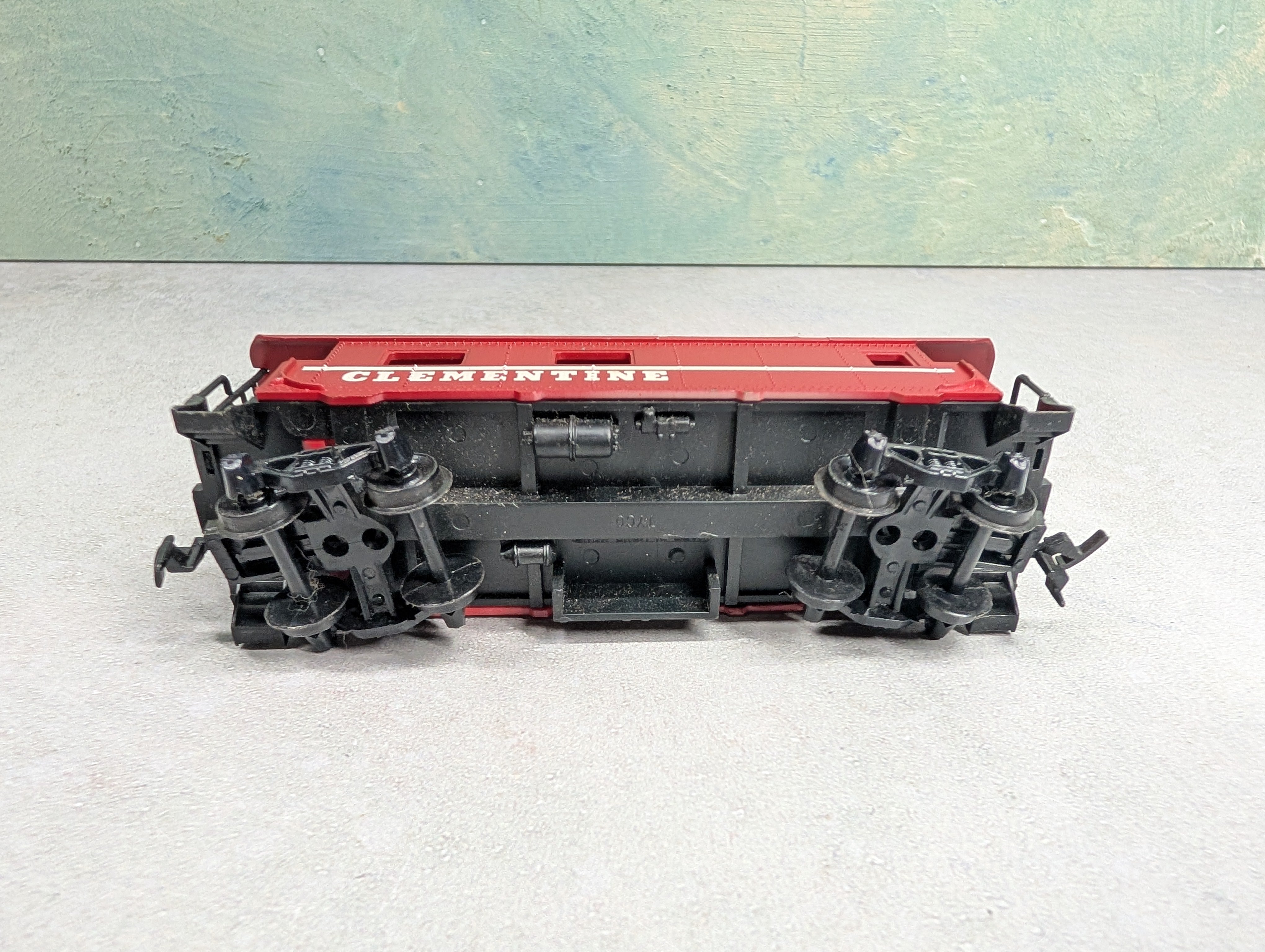USED Tyco HO Scale Caboose Clementine