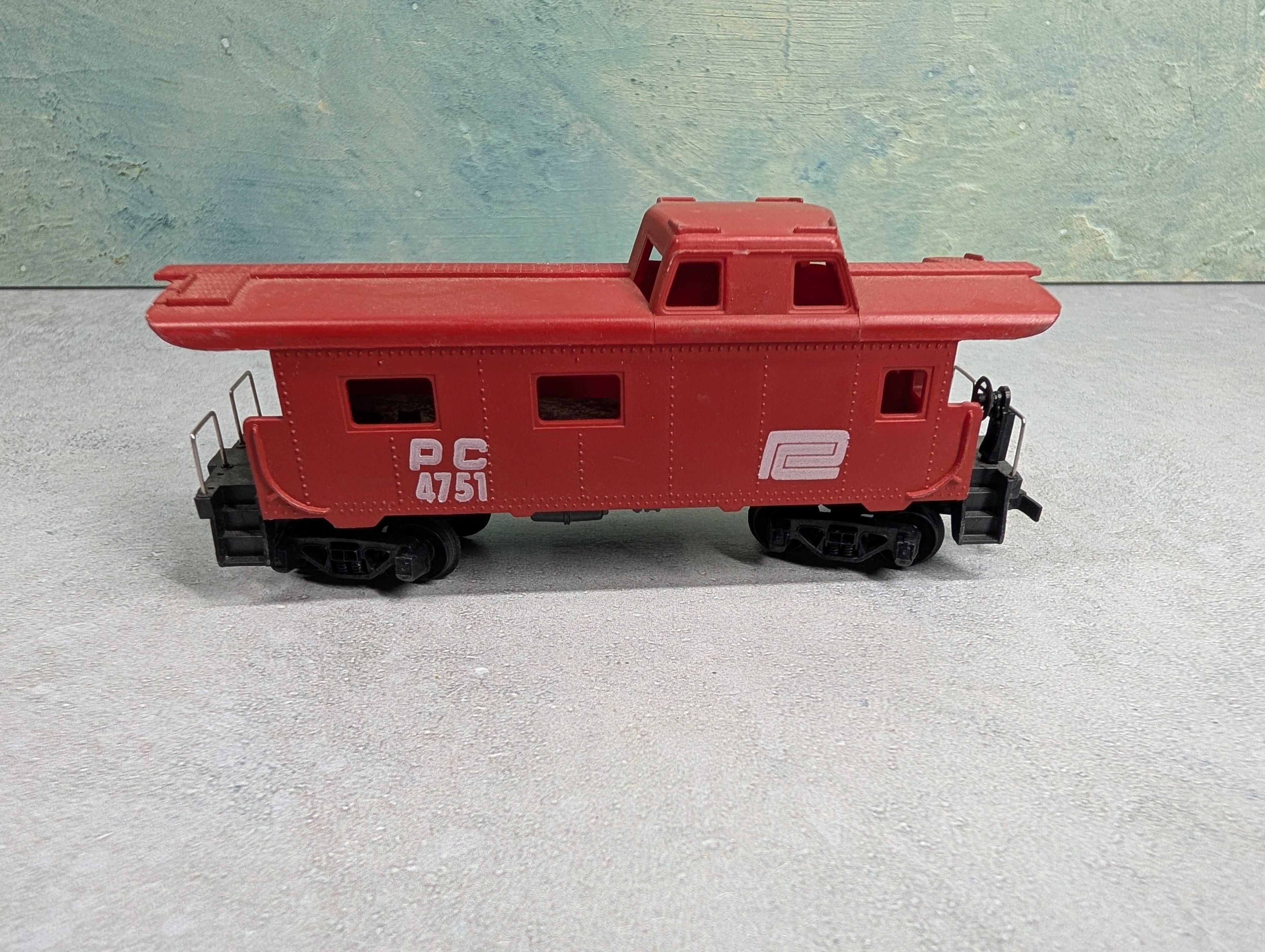 USED Tyco HO Scale Caboose Penn Central PC #4751