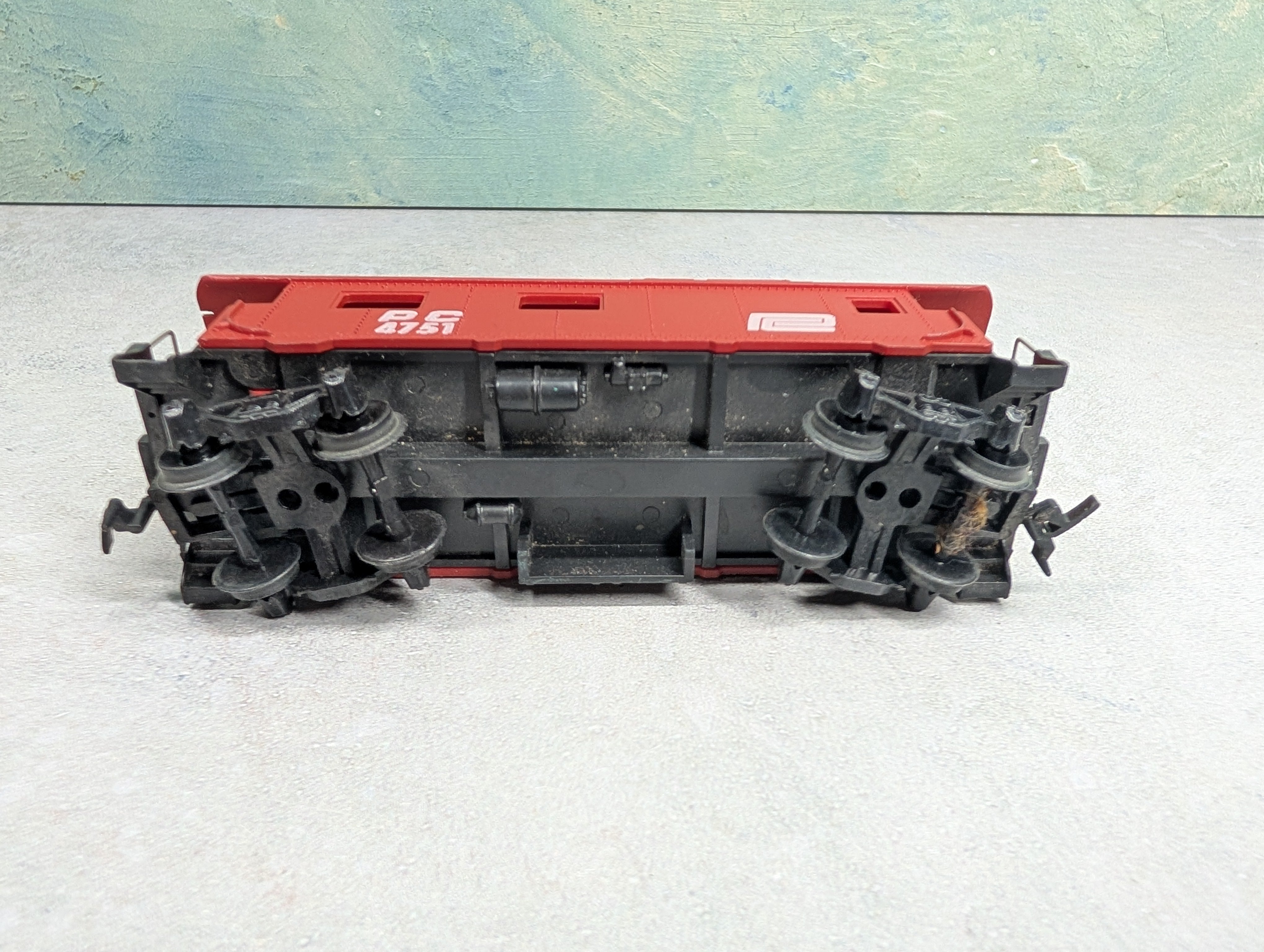 USED Tyco HO Scale Caboose Penn Central PC #4751