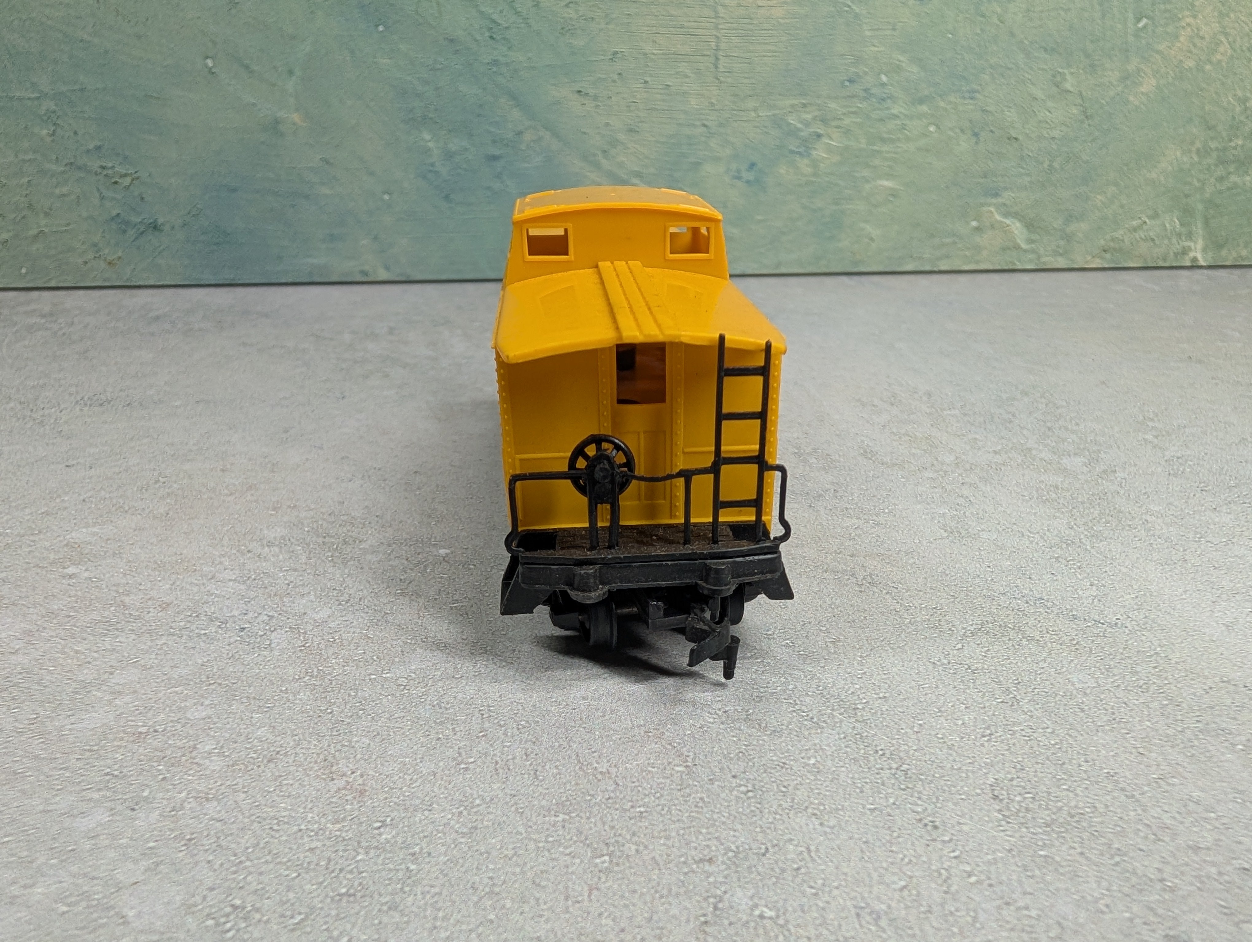 USED Life-Like HO Scale Caboose Union Pacific UP #49940