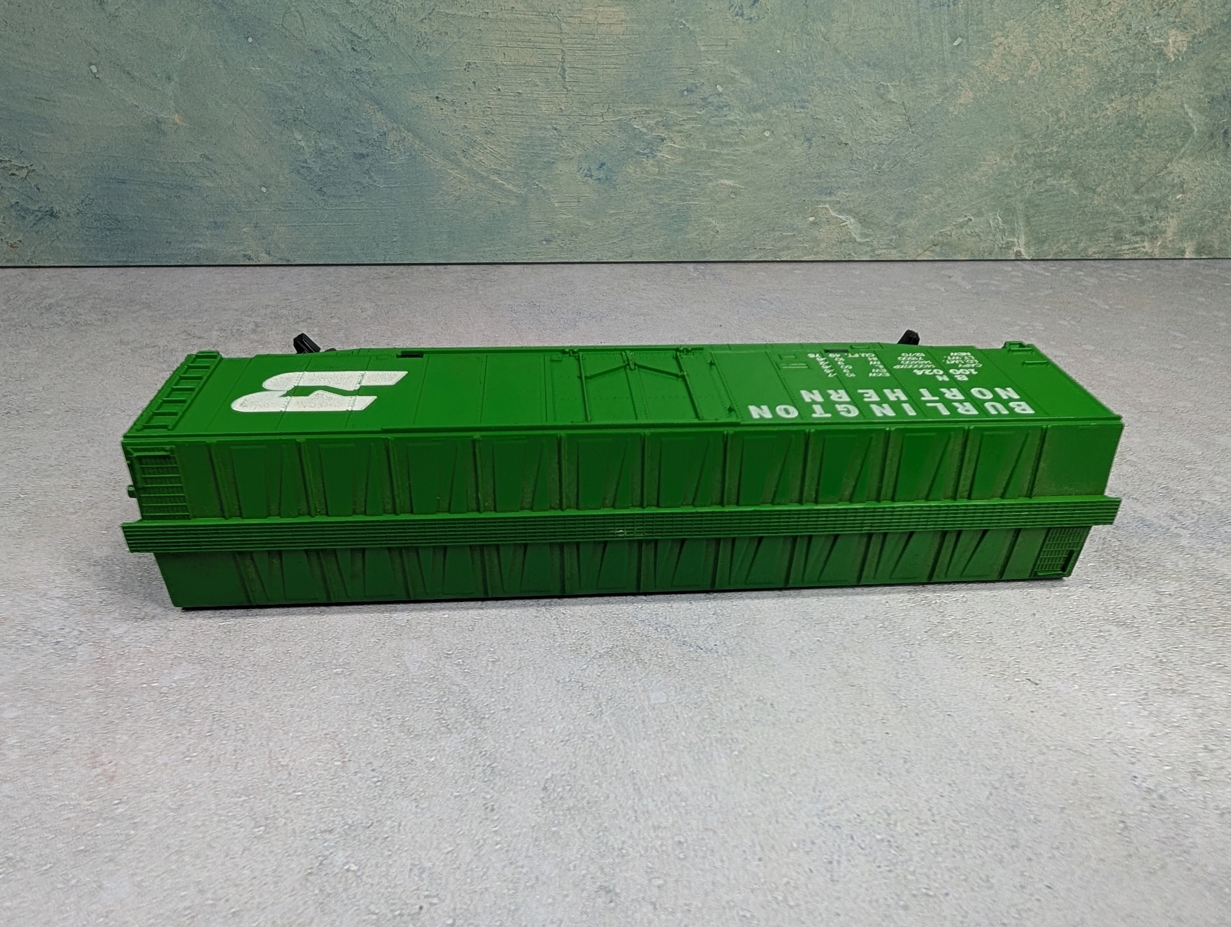 USED Tyco HO Scale 50' Box Car Burlington Northern BN #100024