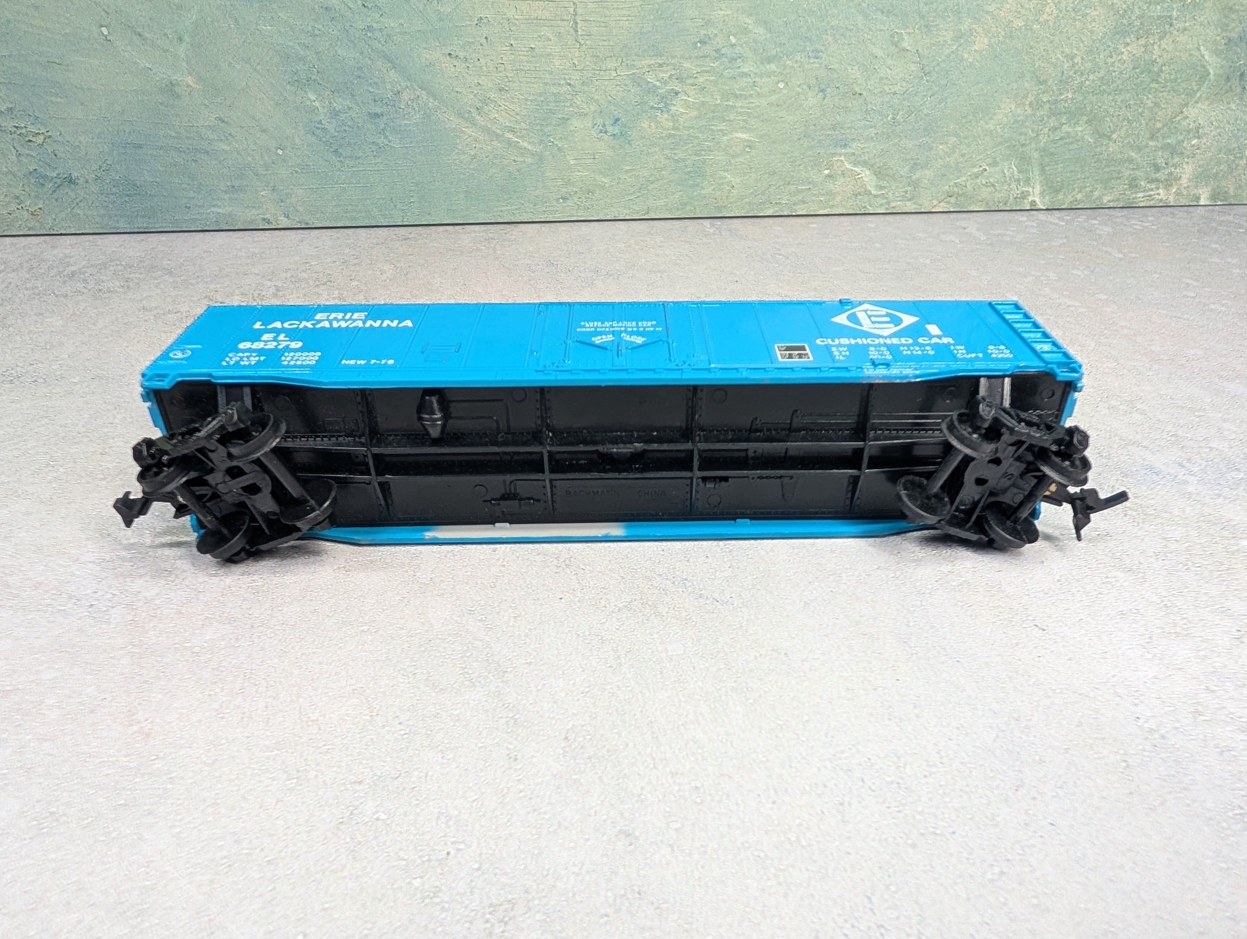 USED Bachmann HO Scale 50' Box Car Erie Lackawanna EL #68279