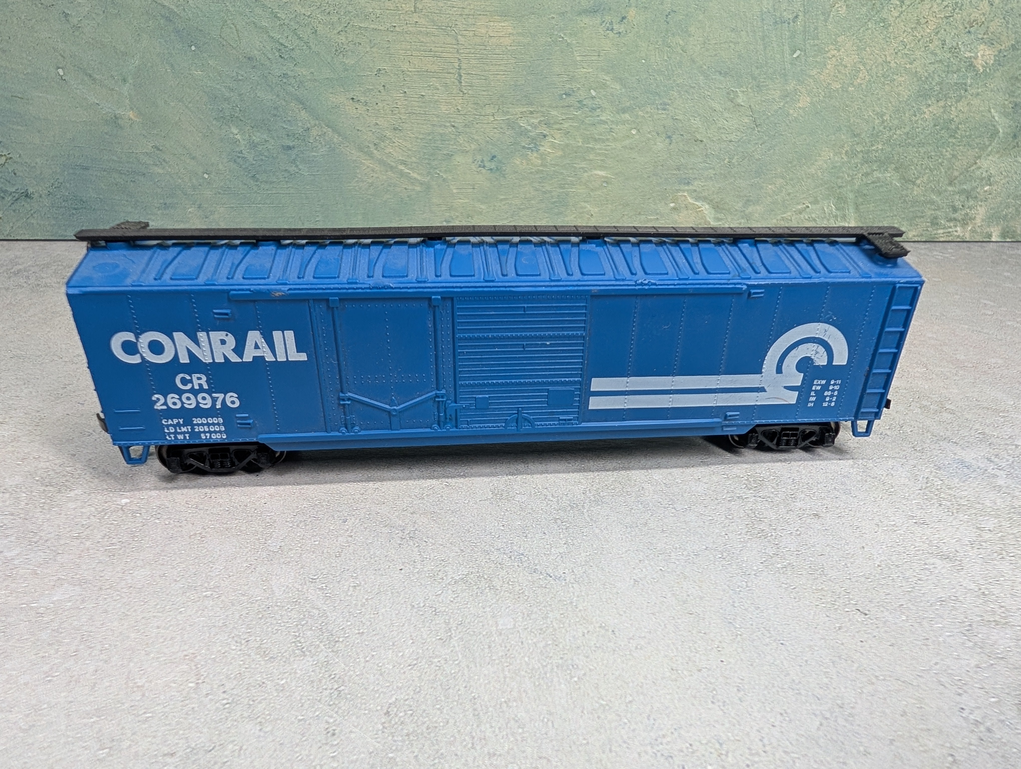 USED AHM HO Scale 50' Box Car Conrail CR #269976 Metal Wheels