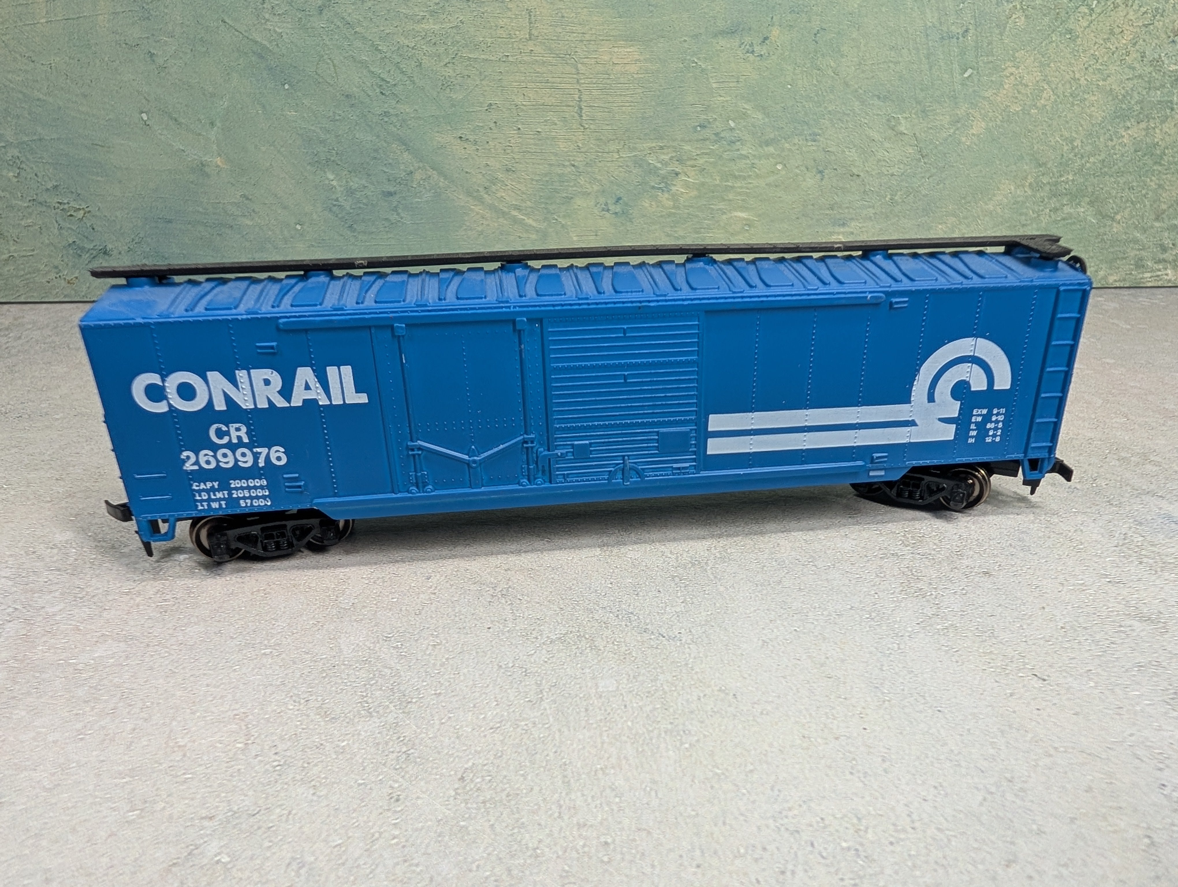 USED AHM HO Scale 50' Box Car Conrail CR #269976 Metal Wheels