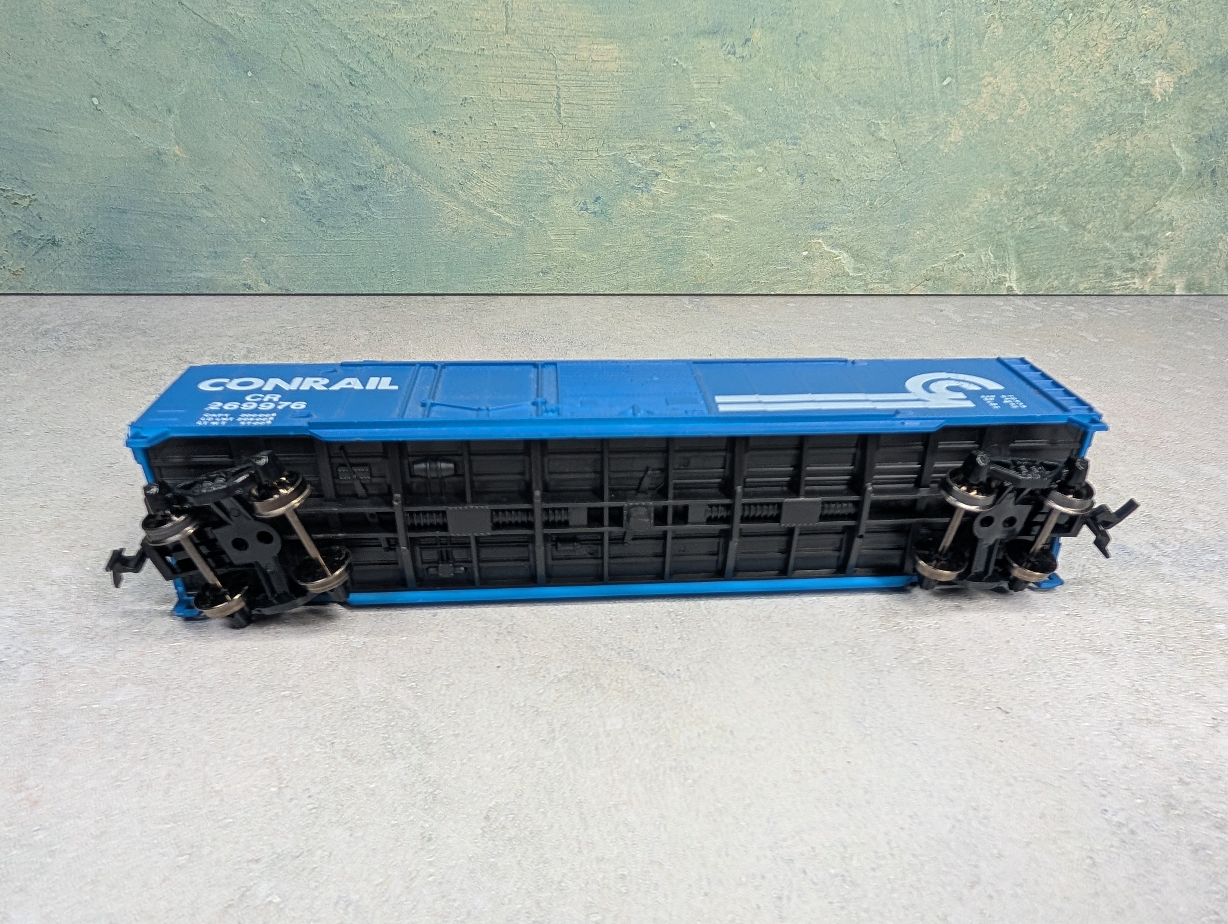 USED AHM HO Scale 50' Box Car Conrail CR #269976 Metal Wheels