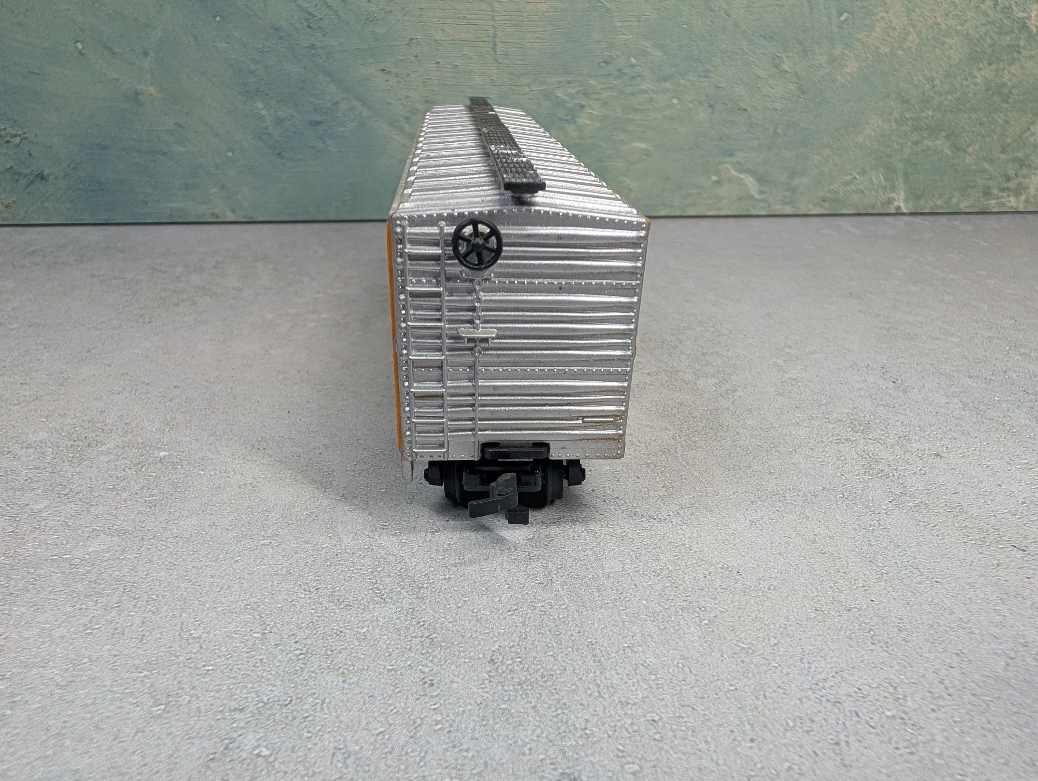 USED AHM HO Scale 50' Box Car Armour ARLX #754