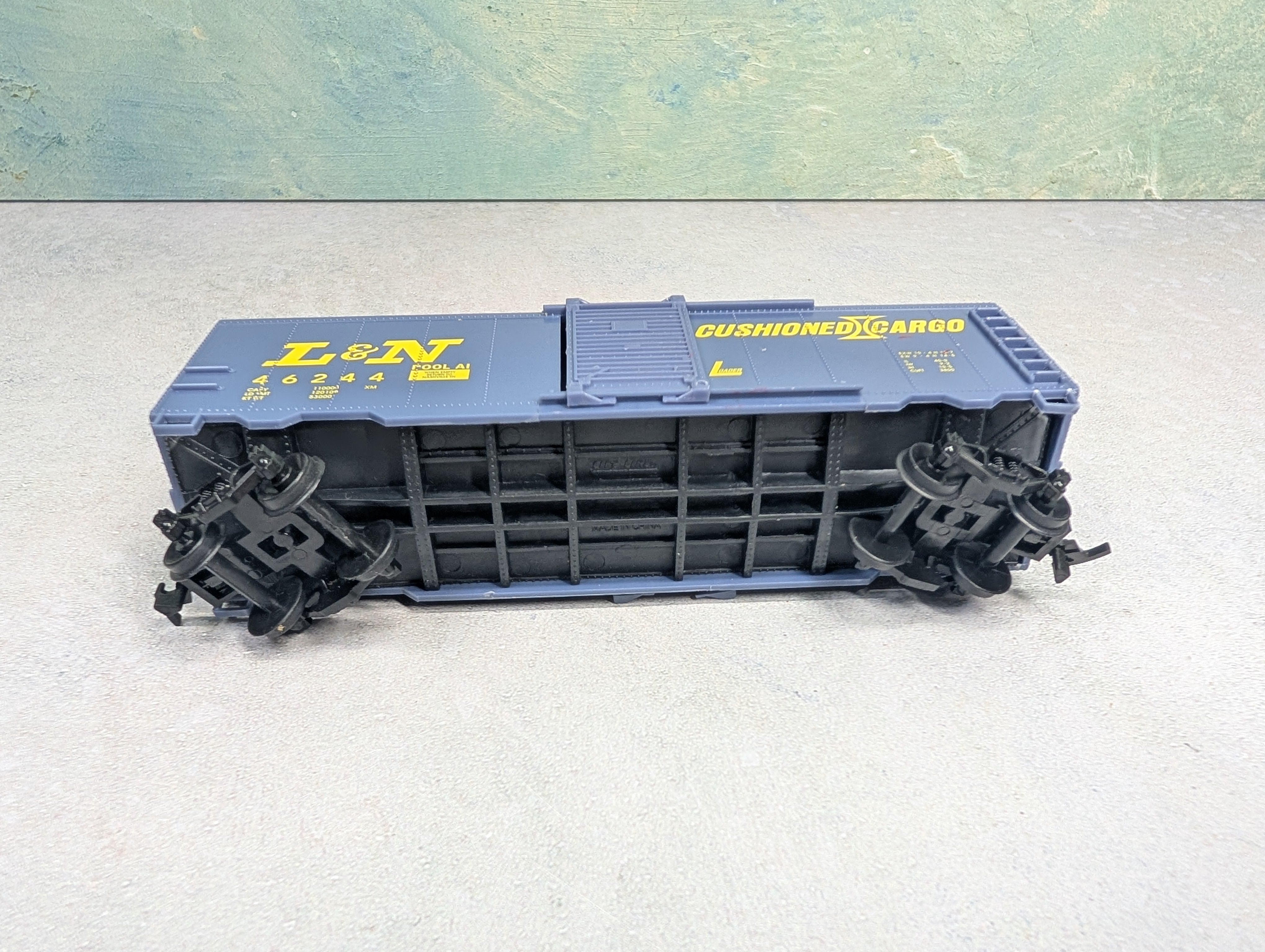 USED Life-Like HO Scale 40' Box Car Louisville & Nashville L&N #46244