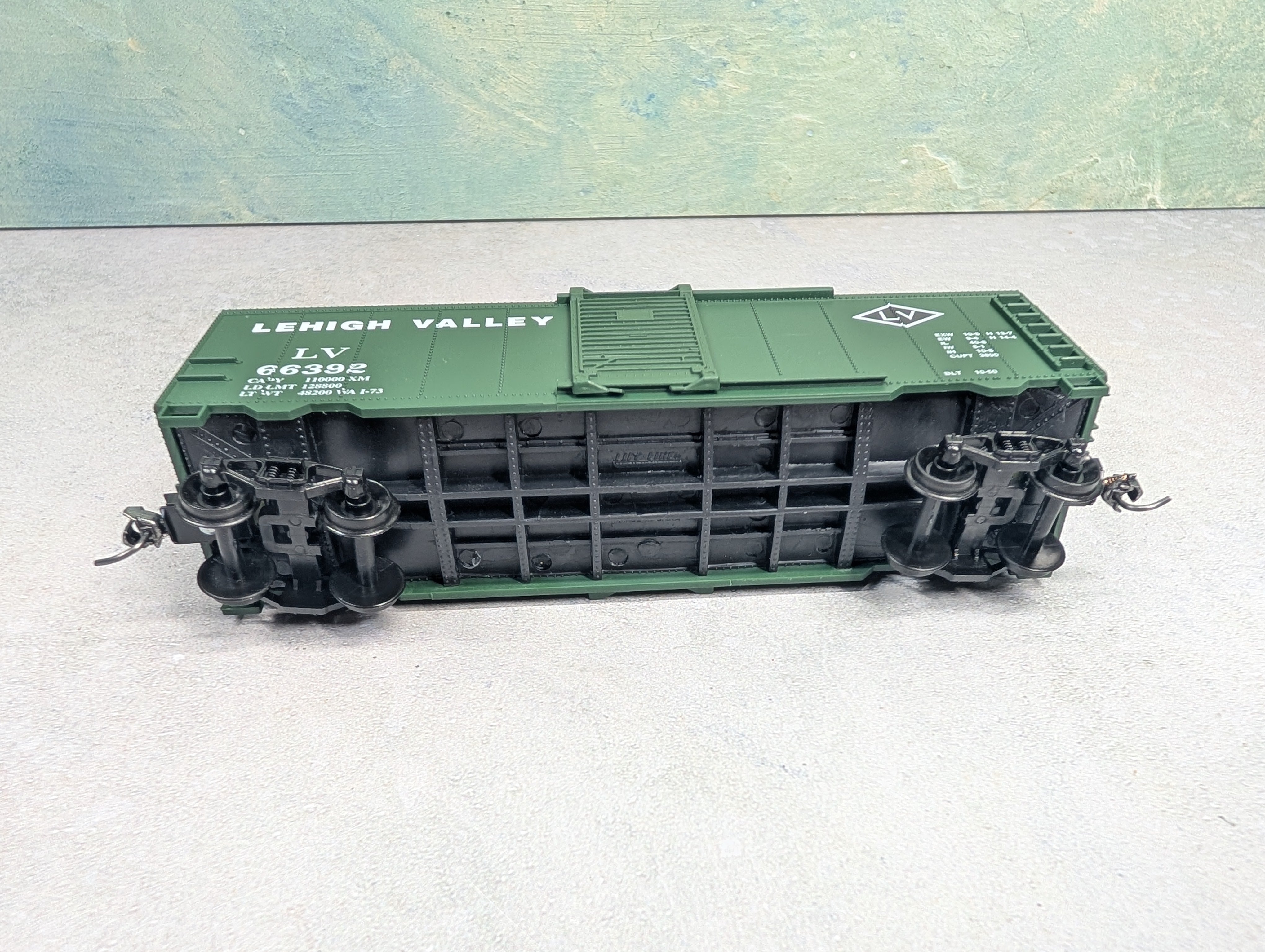 USED Life-Like HO Scale 40' Box Car Lehigh Valley LV #66392
