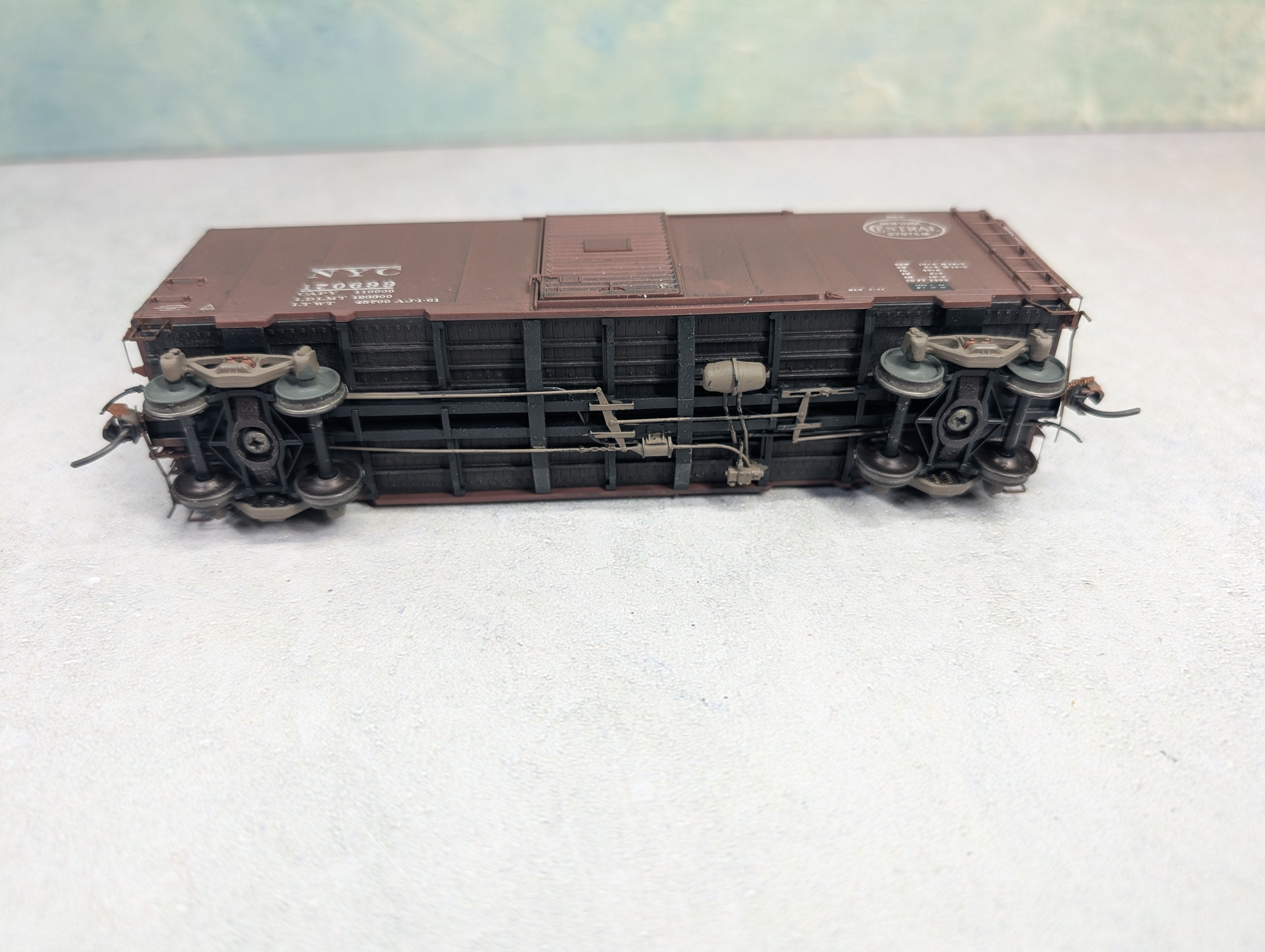 USED Kadee HO Scale 40' Box Car New York Central NYC #170699 Weathered