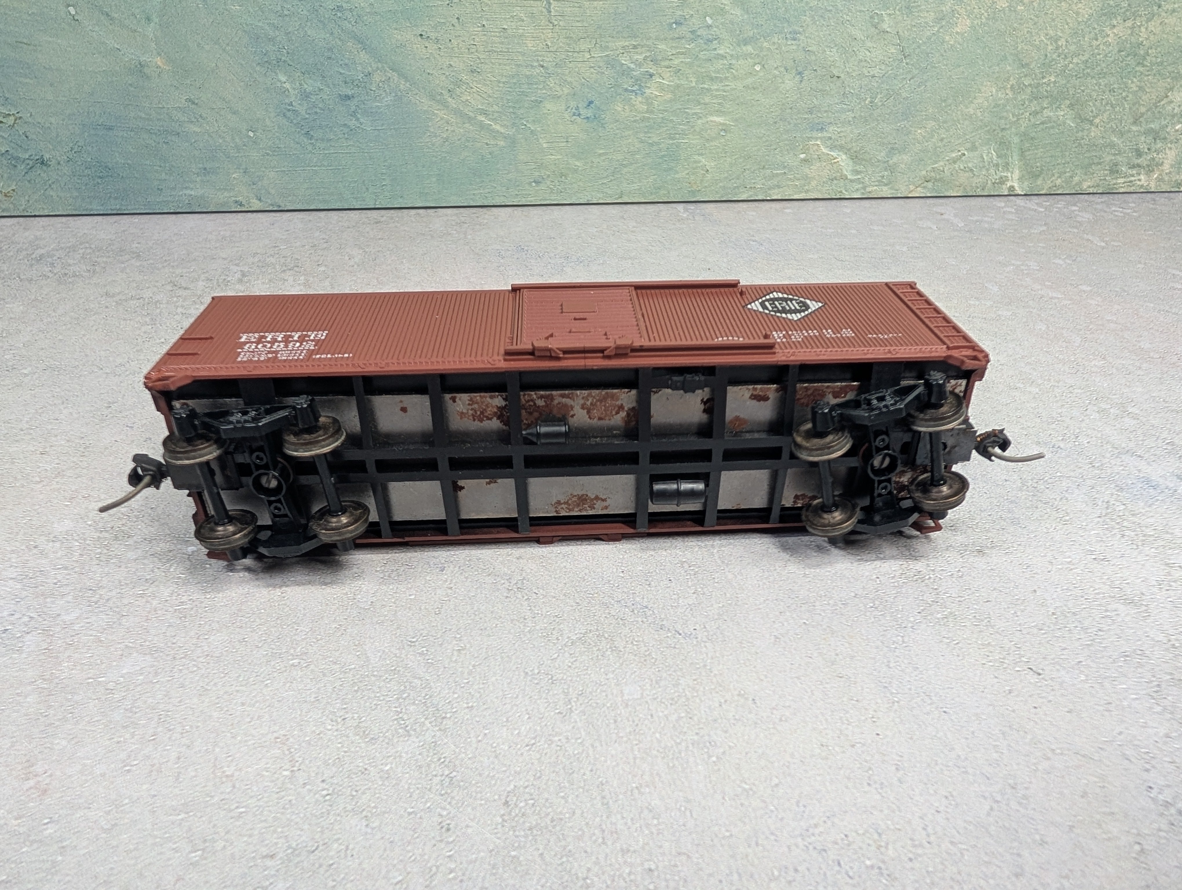USED Athearn HO Scale 40' Wooden Box Car Erie #60592