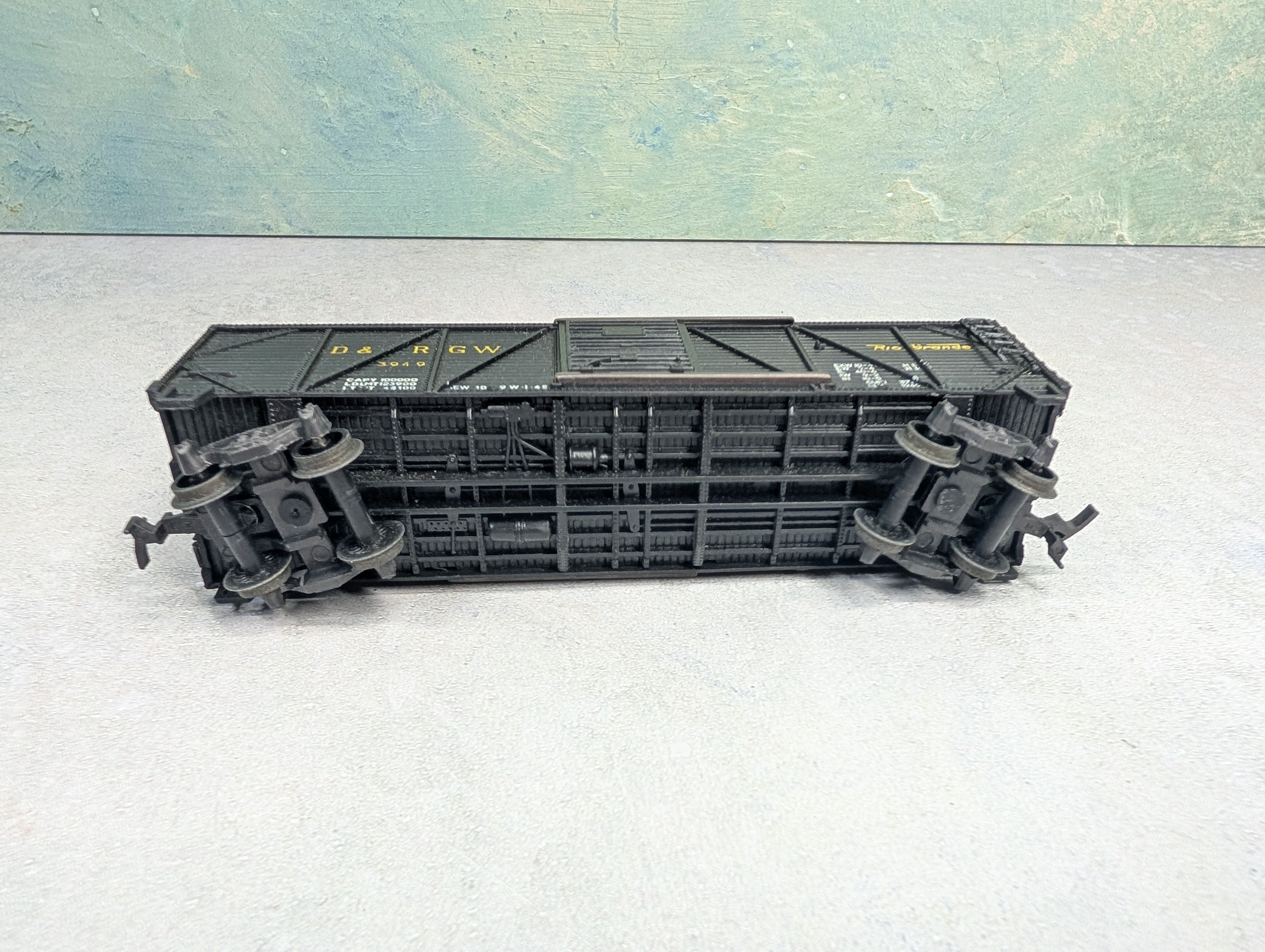 USED HO Scale 40' Wooden Box Car Rio Grande D&RGW #3949