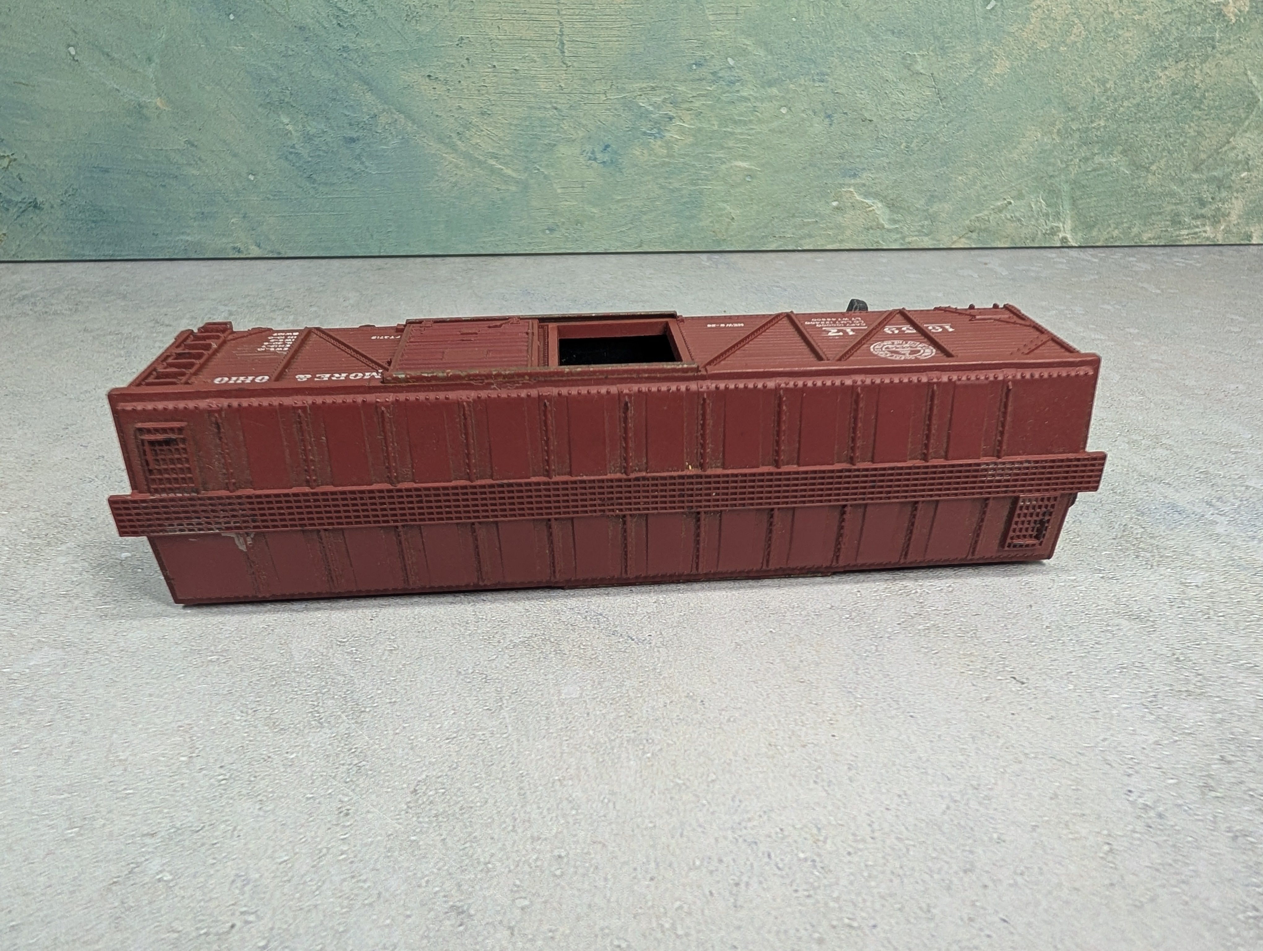 USED Varney HO Scale 40' Wooden Box Car Baltimore and Ohio #165917