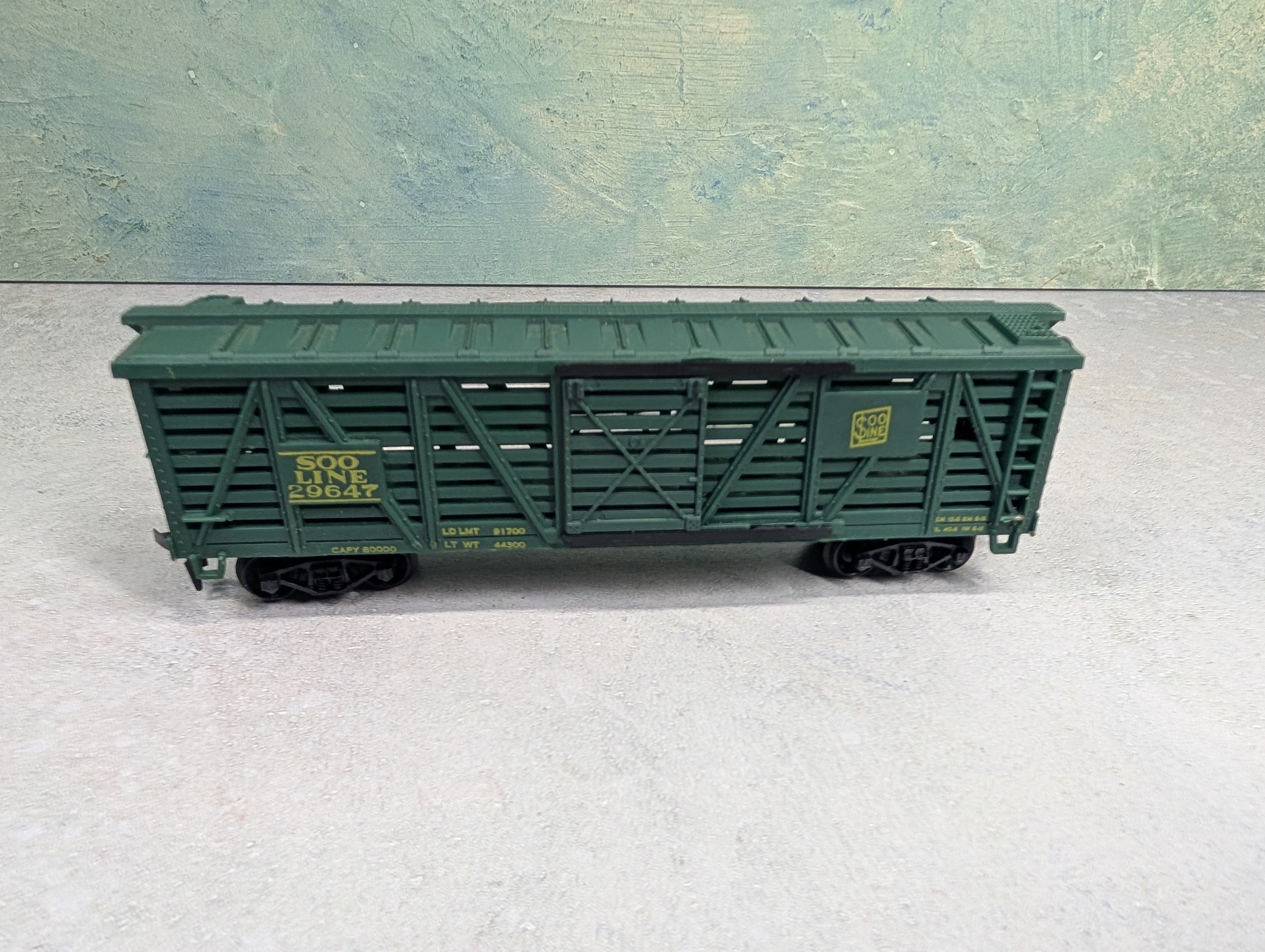 USED Life-Like HO Scale 40' Cattle Stock Car SOO Line #29647