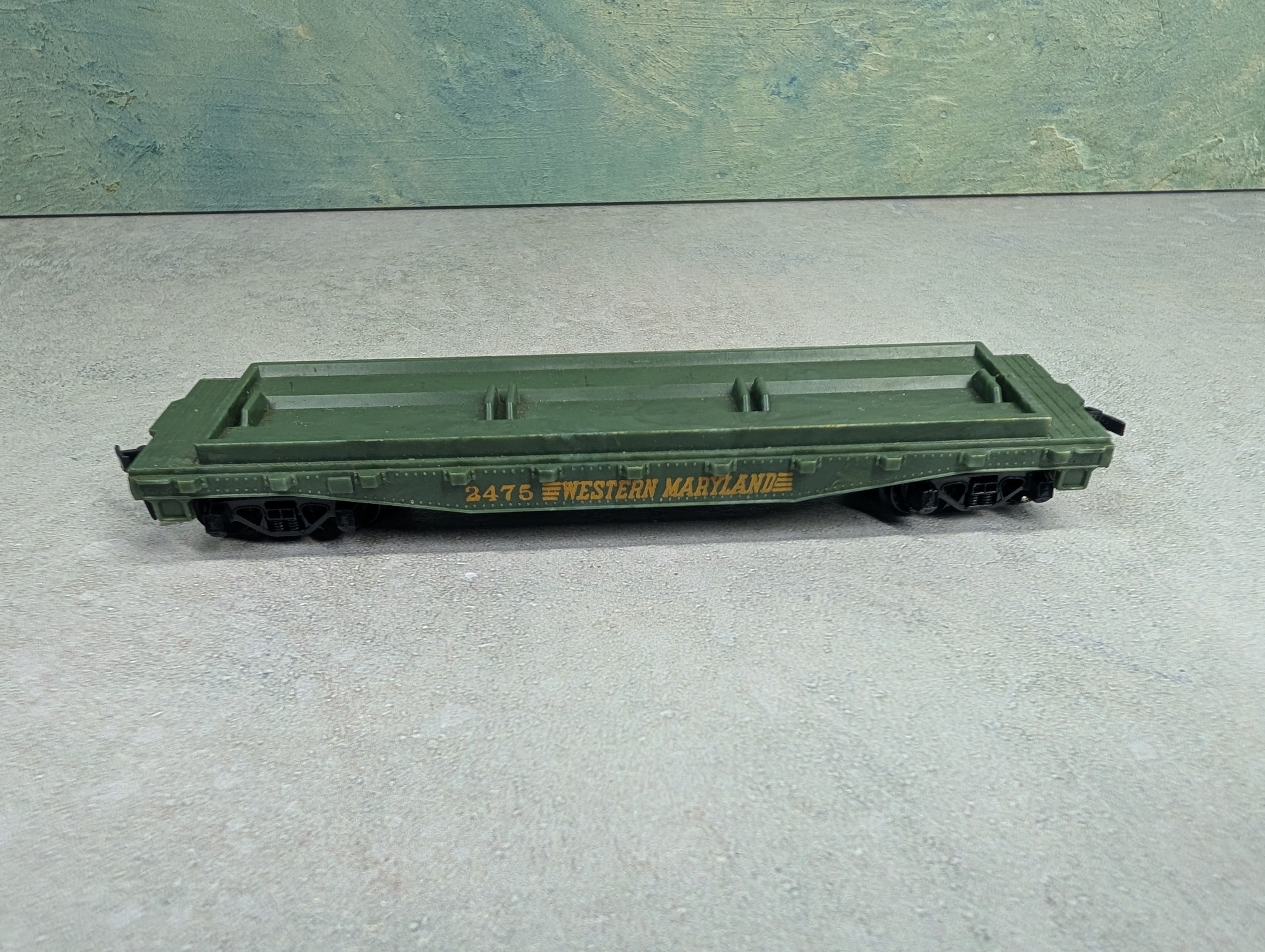 USED Tyco HO Scale 40' Flat Car Western Maryland #2475
