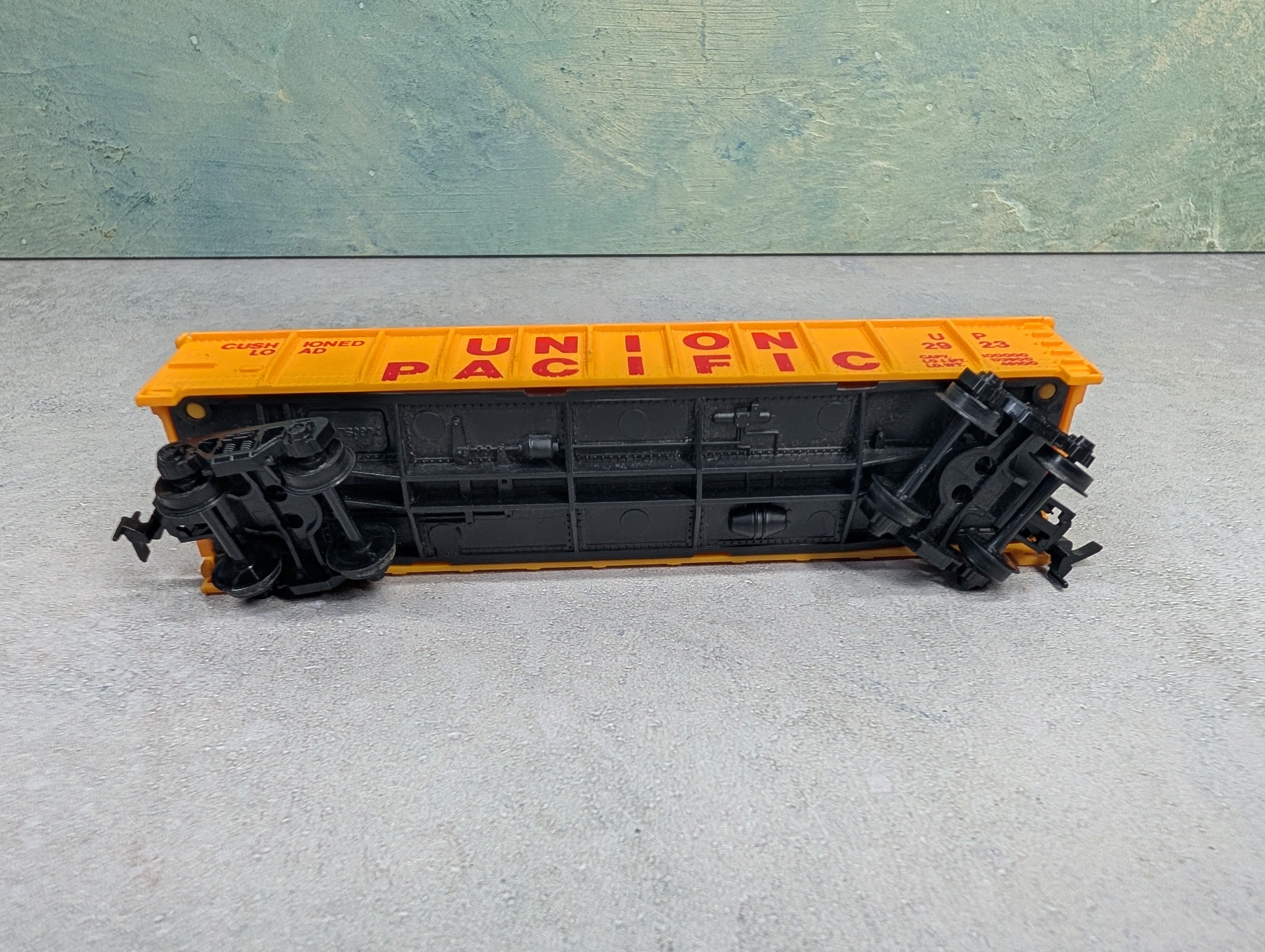 USED Tyco HO Scale 40' Gondola Union Pacific UP #2923