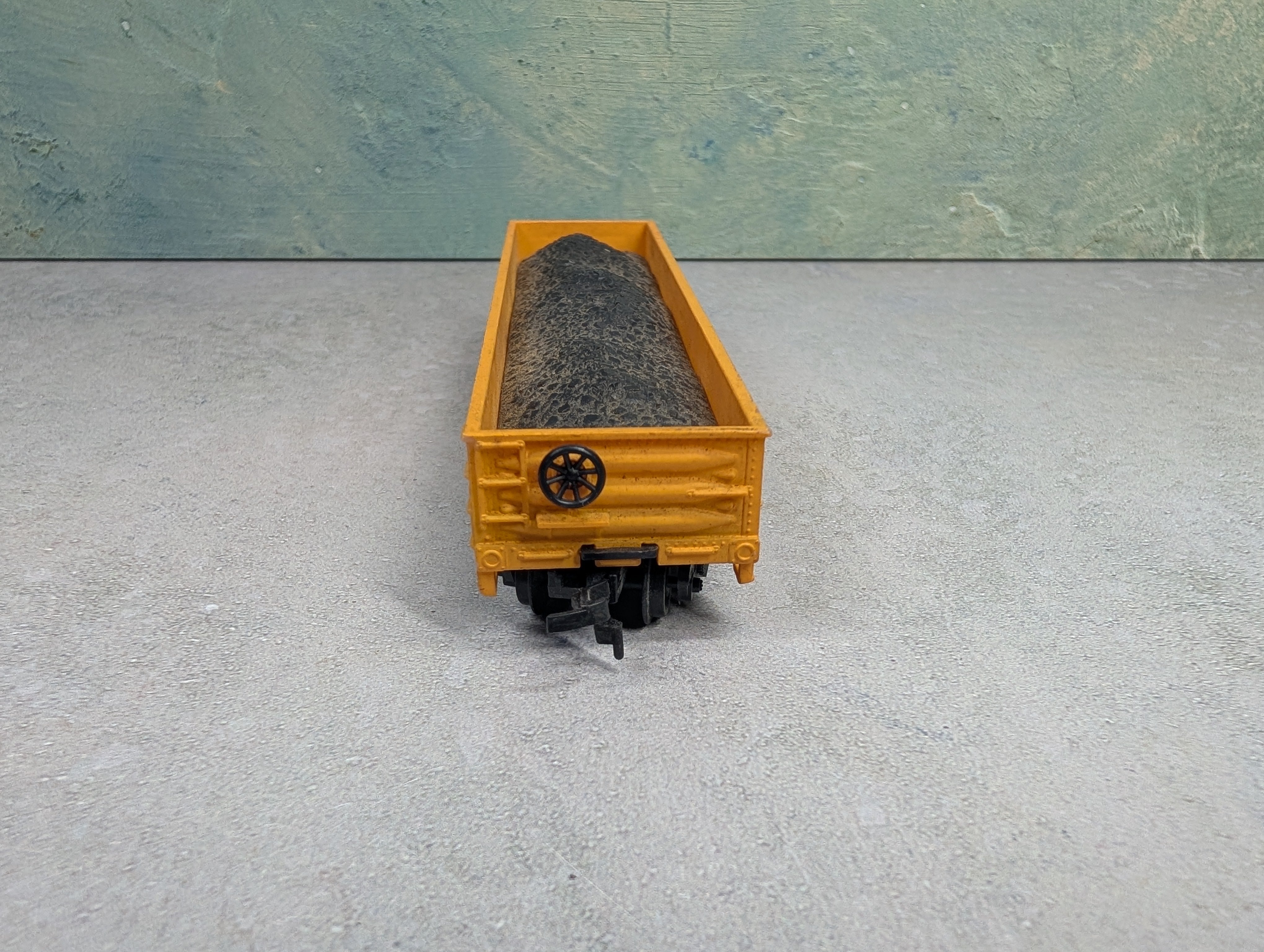 USED Life-Like HO Scale 40' Gondola Union Pacific UP #29500 w/ Load