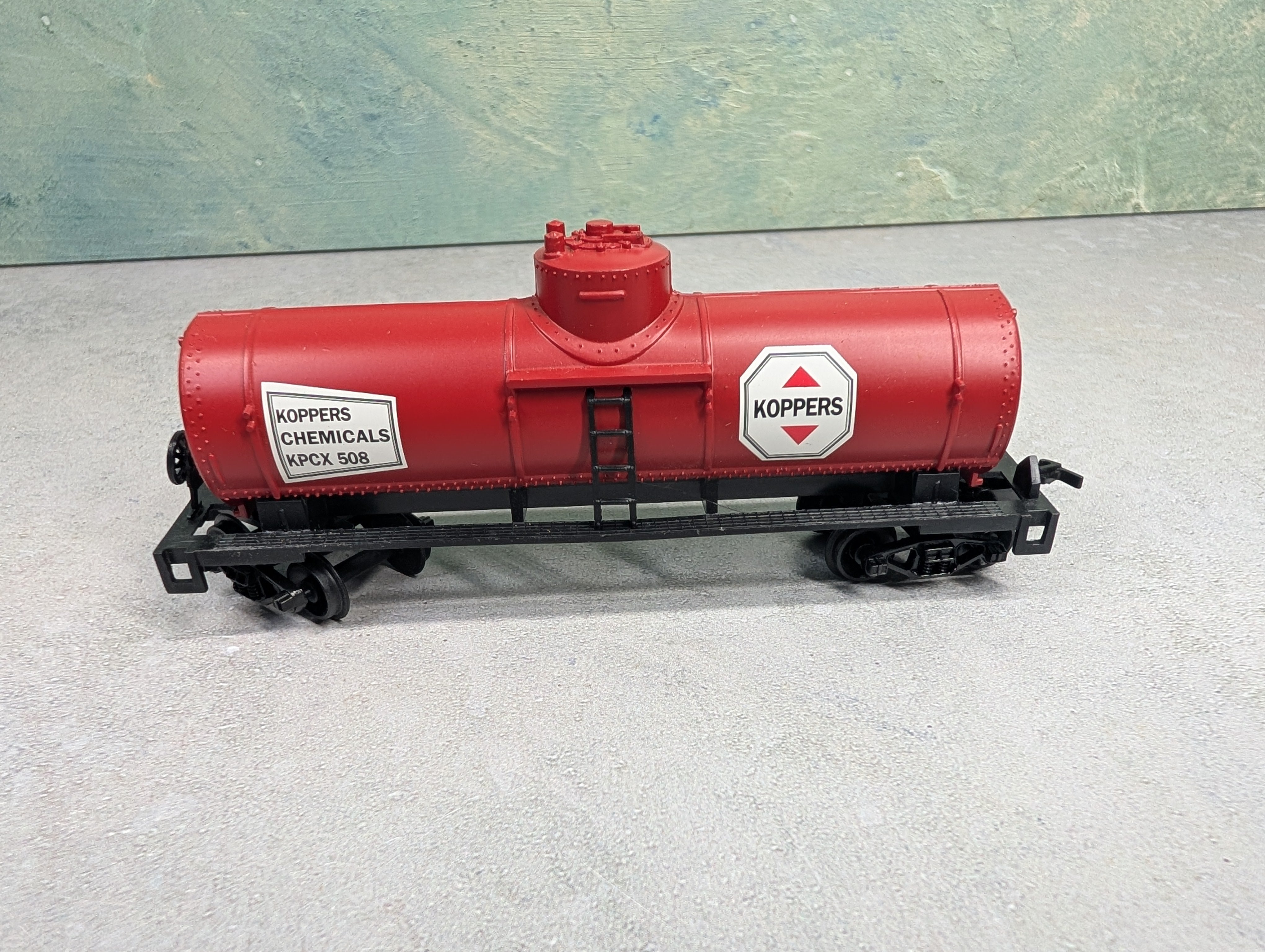 USED Life-Like HO Scale Single Dome Tank Car Koppers KPCX #508