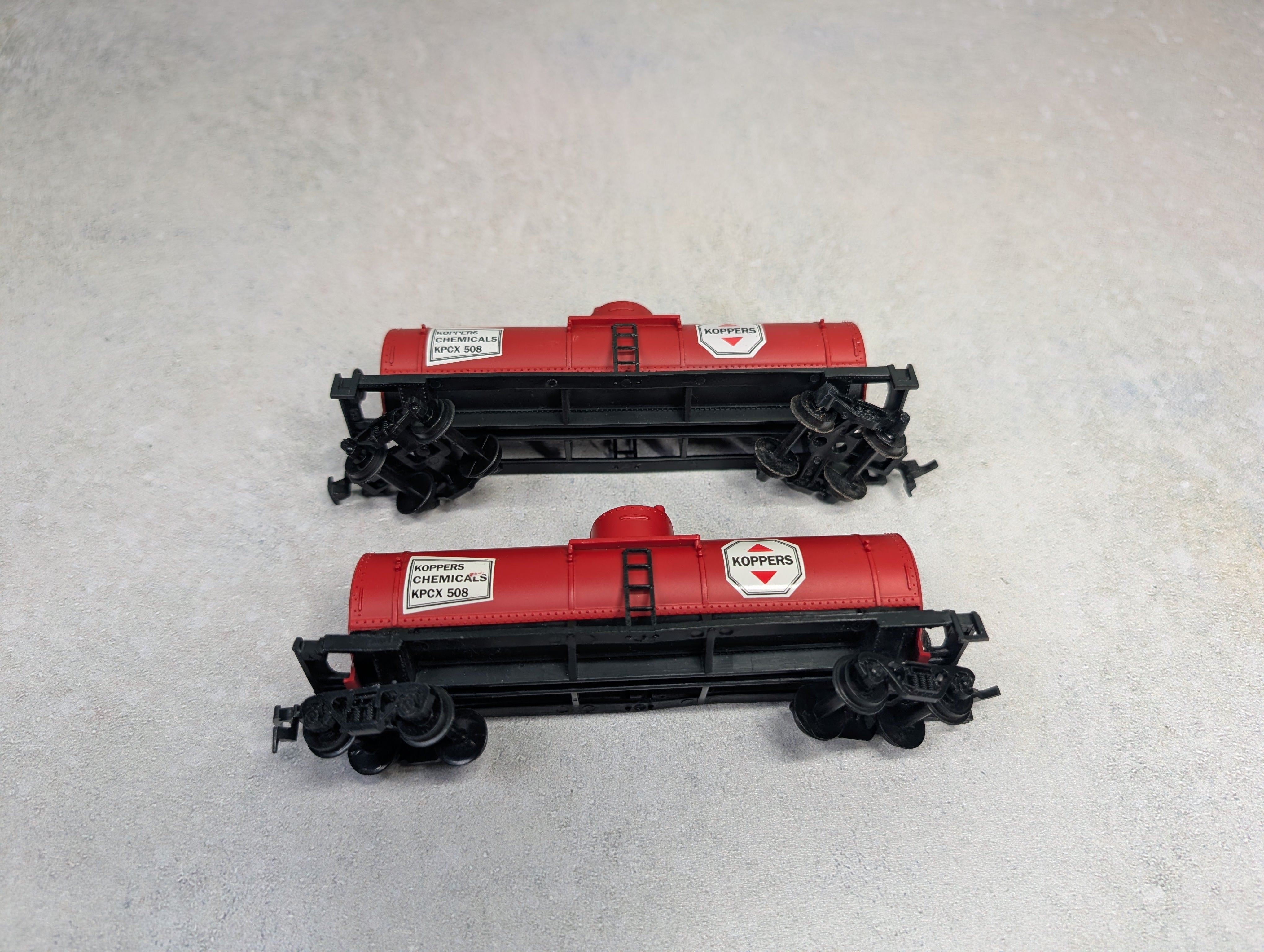 USED Life-Like HO Scale Lot of Single Dome Tank Cars Koppers KPCX #508 (2 pcs)
