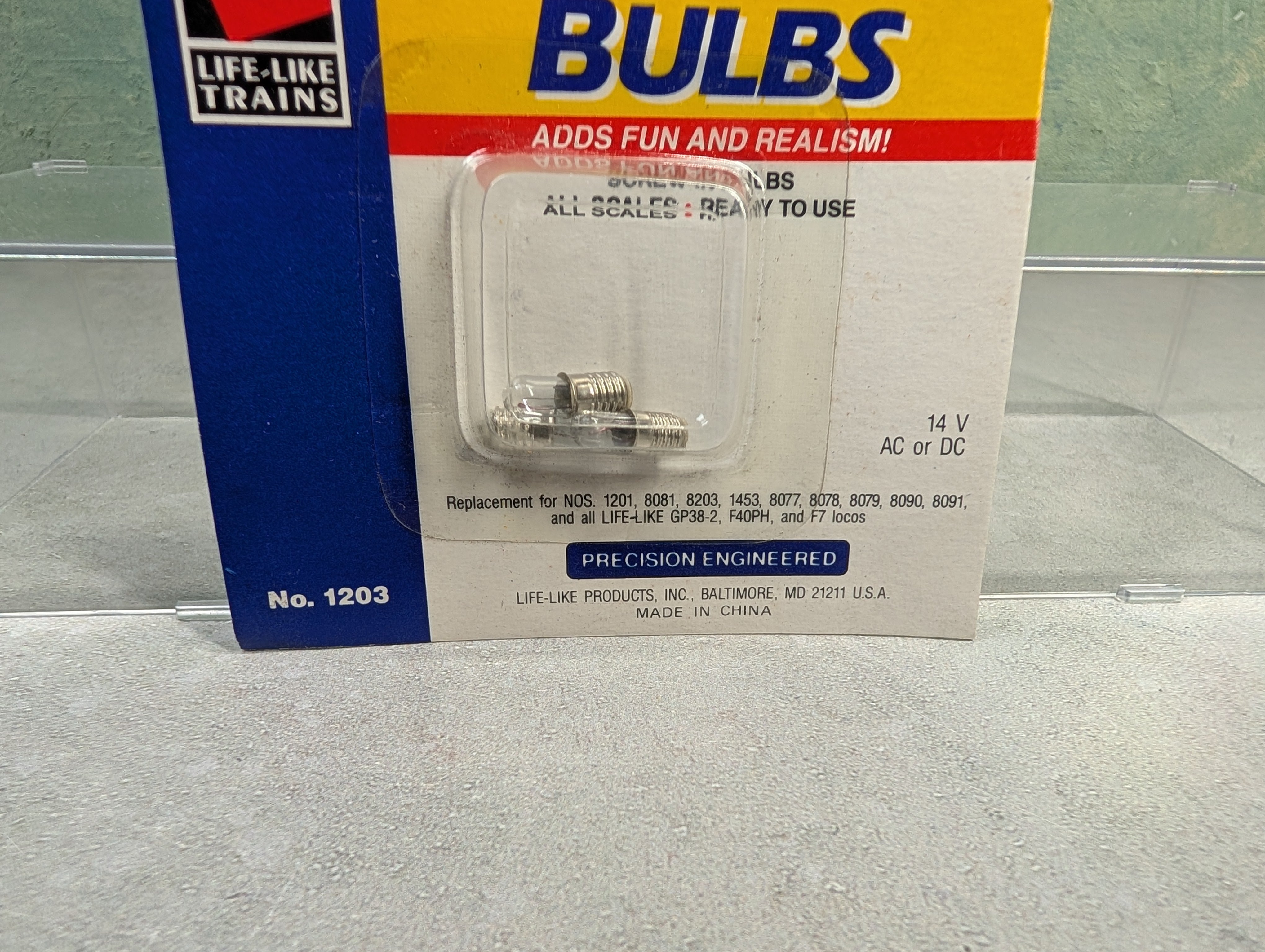 USED Life-Like 1203 MULTI Scale All-Purpose Bulbs 14V