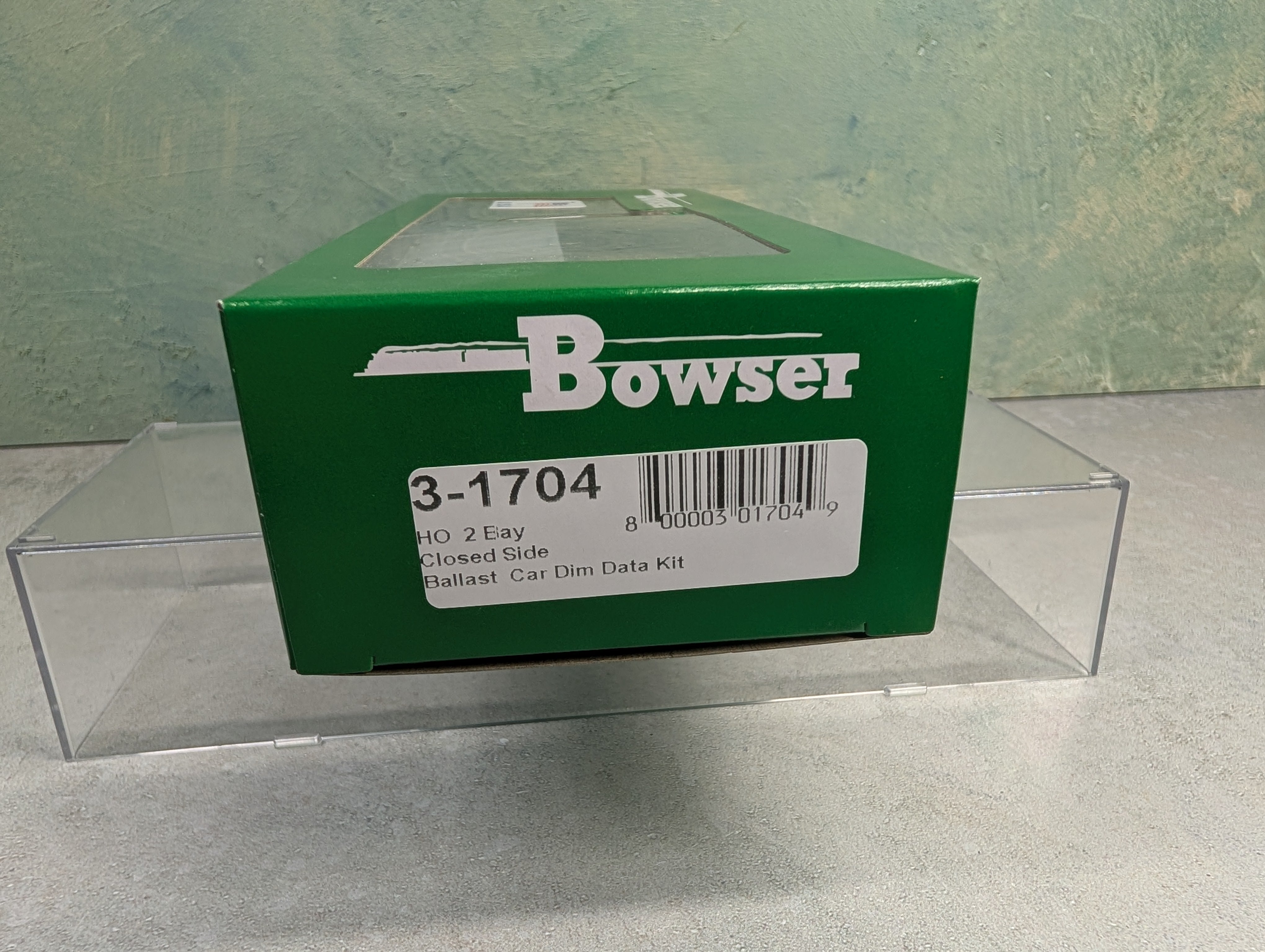 Bowser #3-1704 HO Scale 70-Ton 2 Bay Ballast Car Closed Side Dim Data KIT