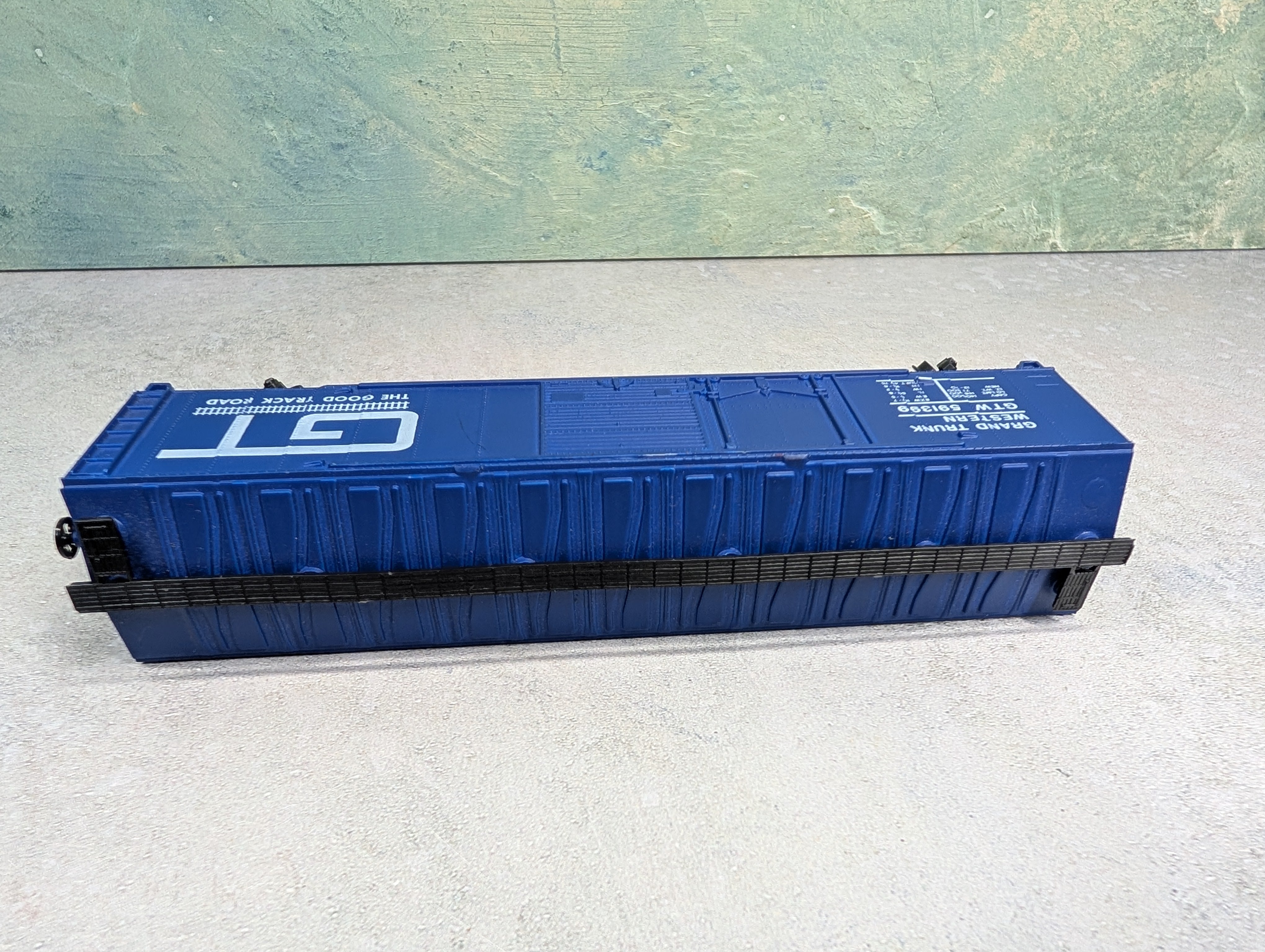 USED AHM HO Scale 50' DD Box Car Grand Trunk Western GTW #591399