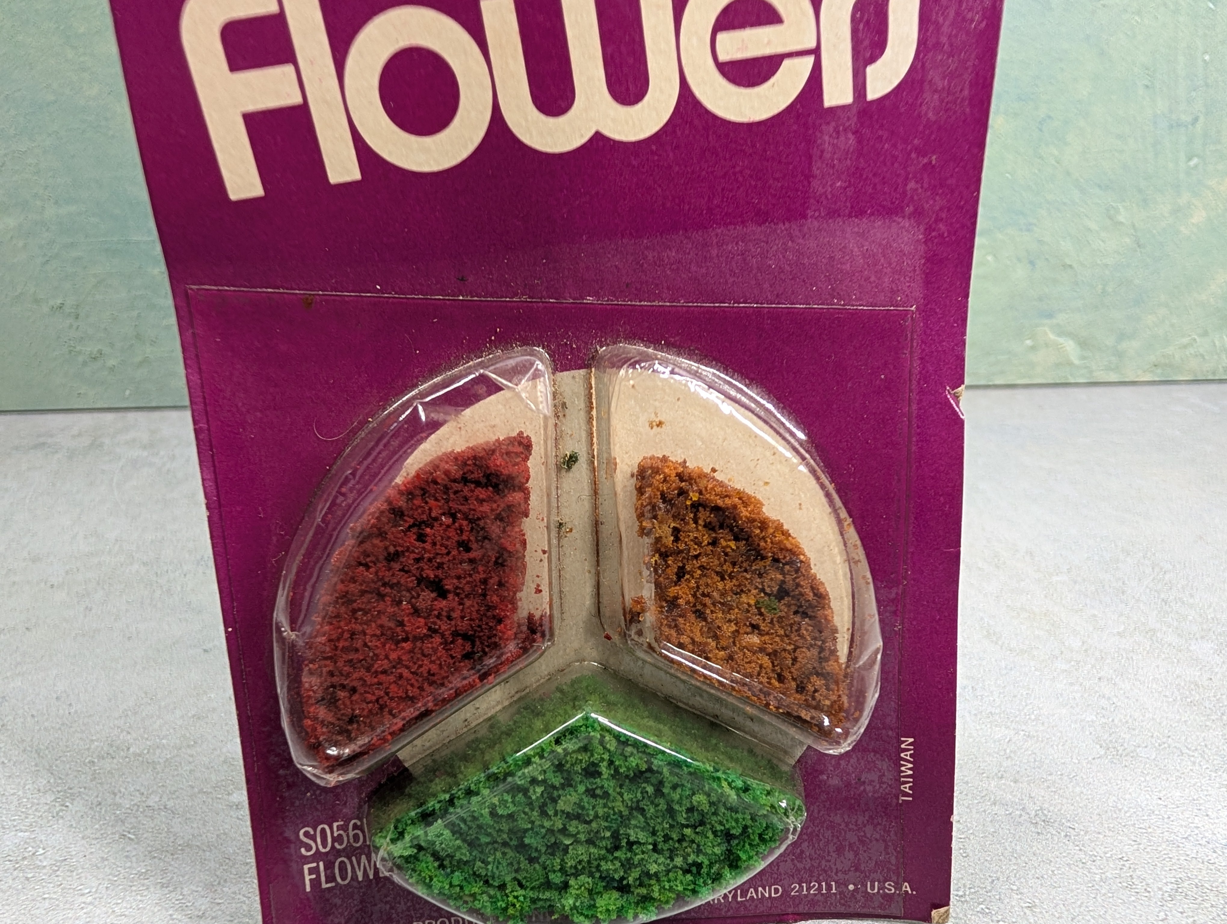 USED Life-Like S056K HO Scale Flowers