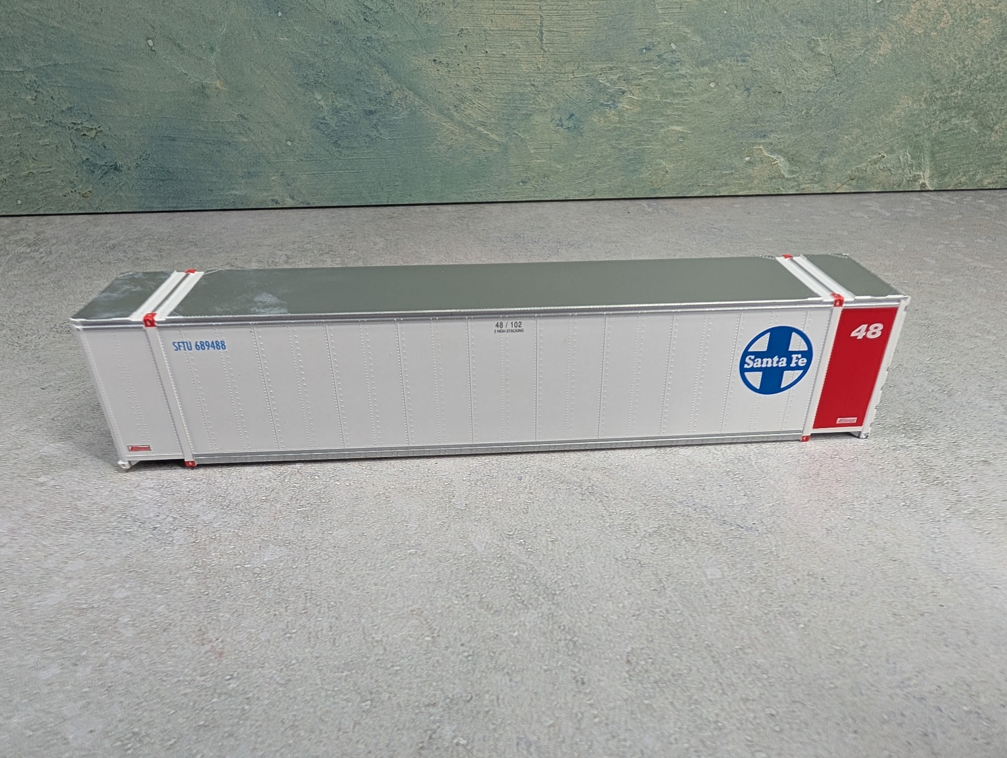 USED HO Scale 48' Container Santa Fe SFTU #689488