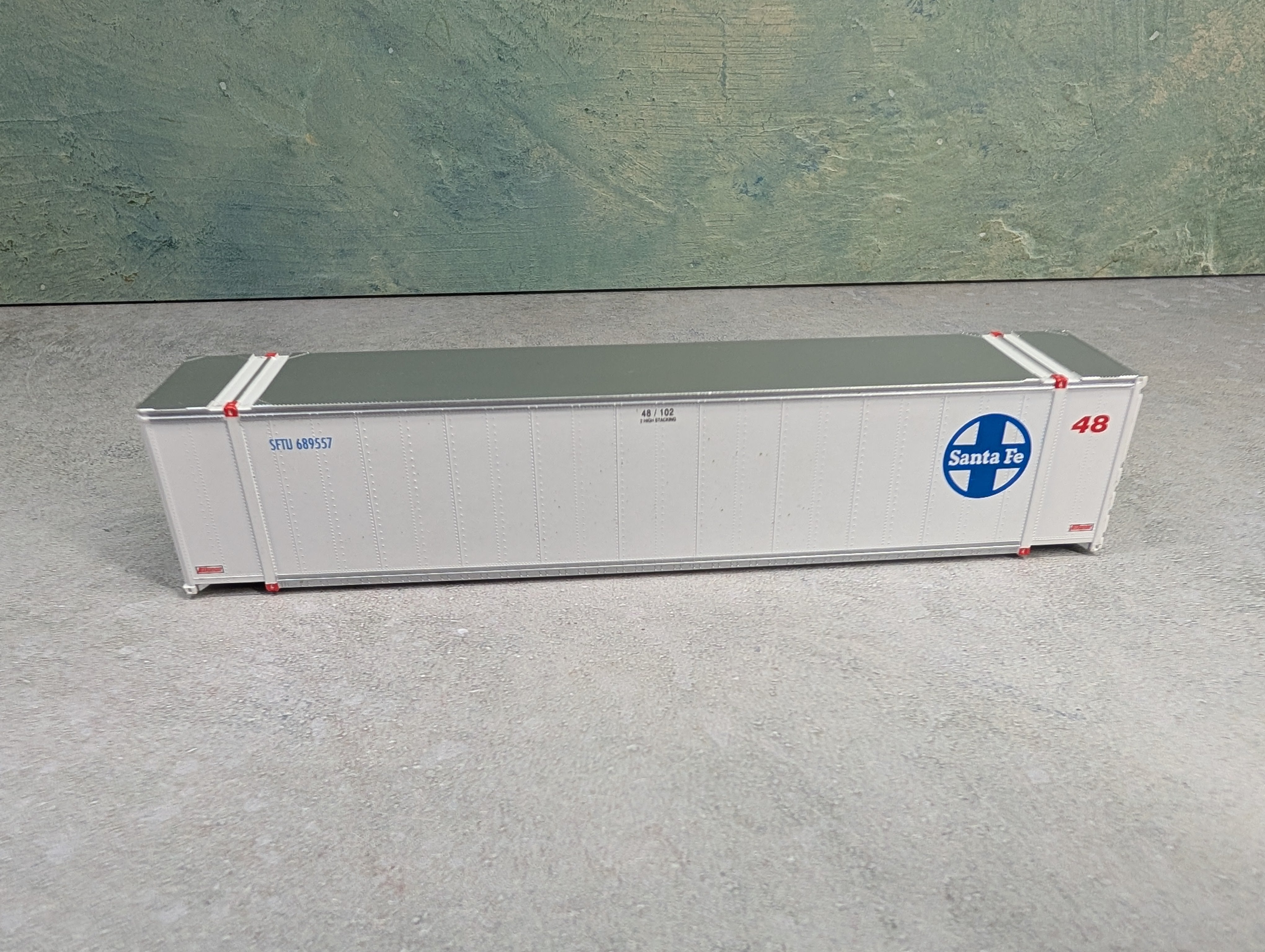 USED HO Scale 48' Container Santa Fe SFTU #689557