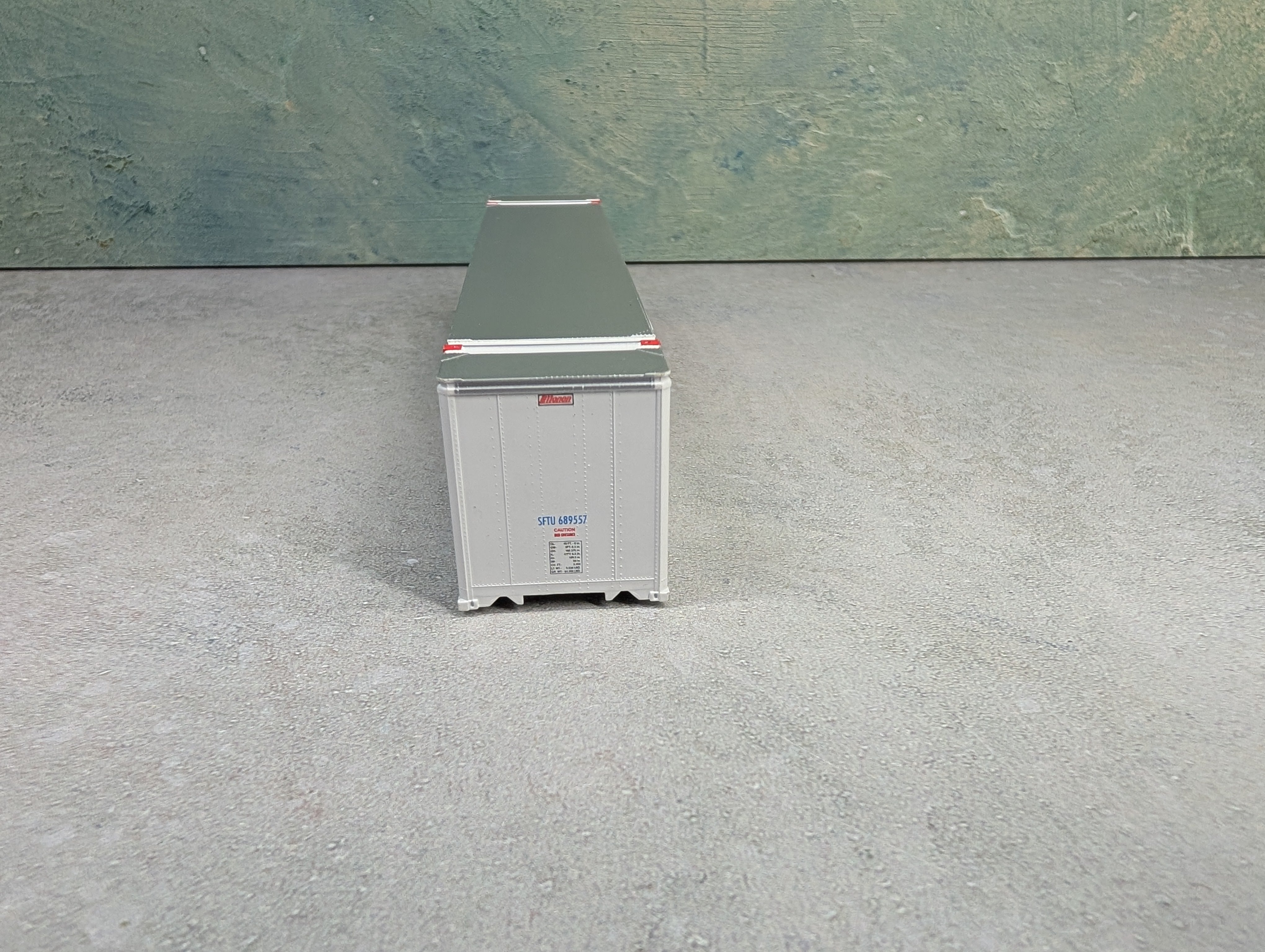 USED HO Scale 48' Container Santa Fe SFTU #689557