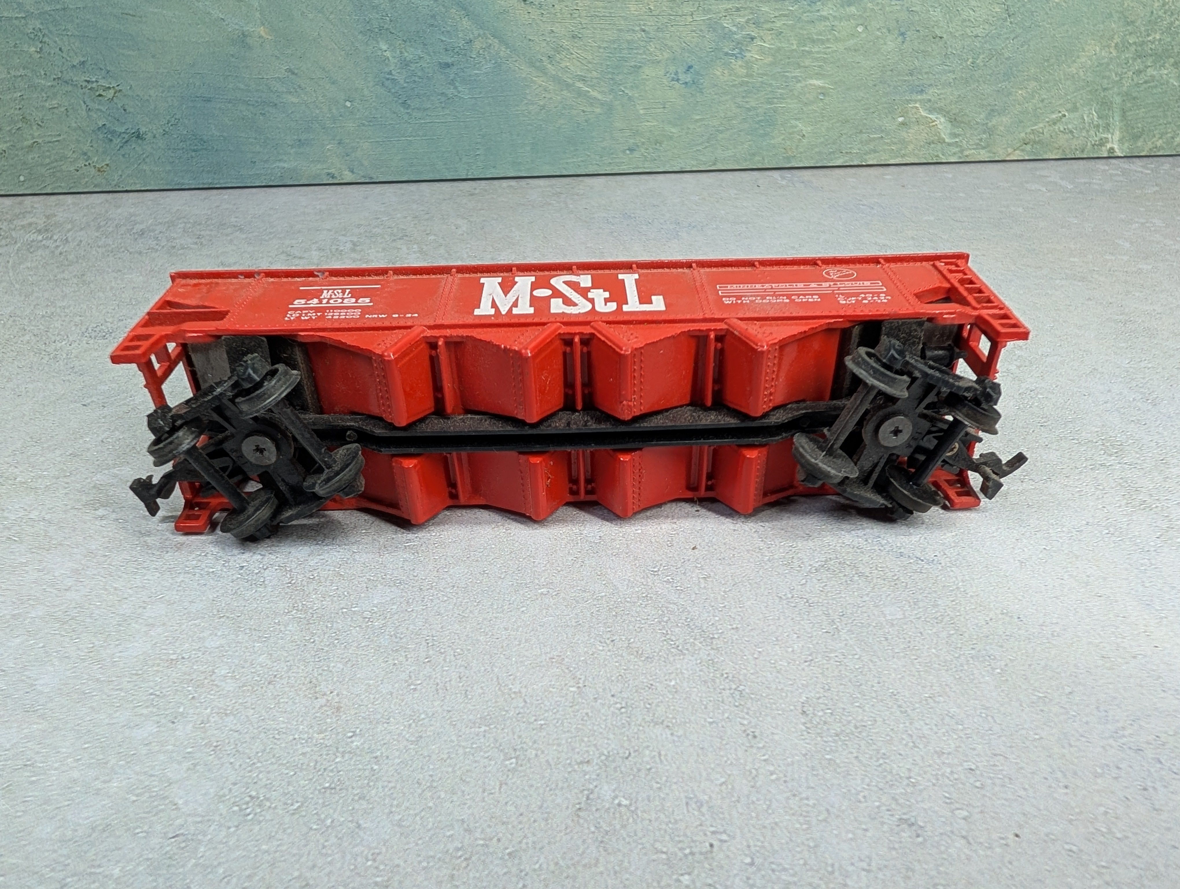 USED Bachmann HO Scale Quad Hopper Minneapolis & St Louis MStL #541085