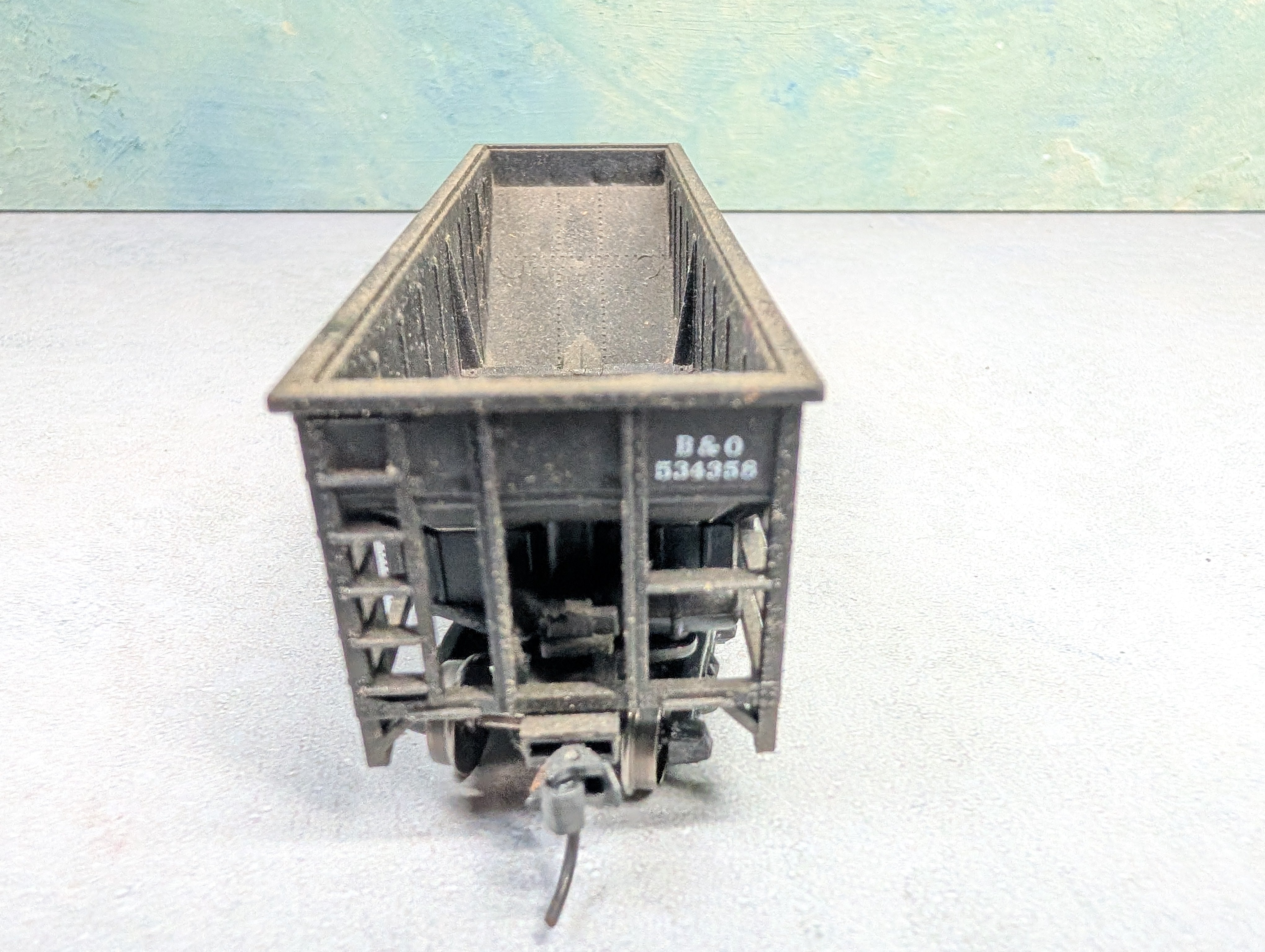 USED Walthers HO Scale 2 Bay 36' Offset Hopper Baltimore and Ohio B&O #534358