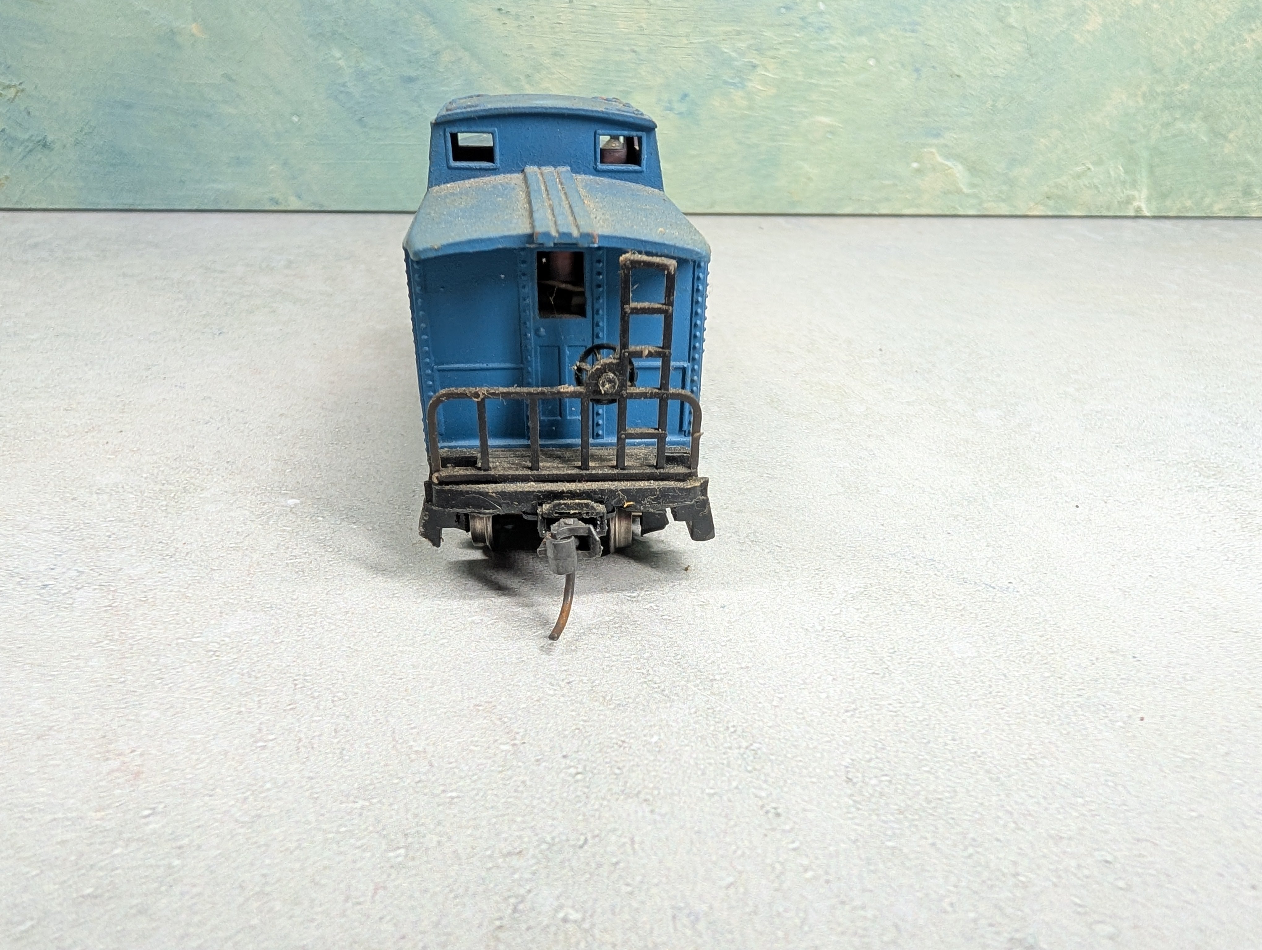 USED HO Scale Caboose Southern Pacific #1147 Metal Wheels