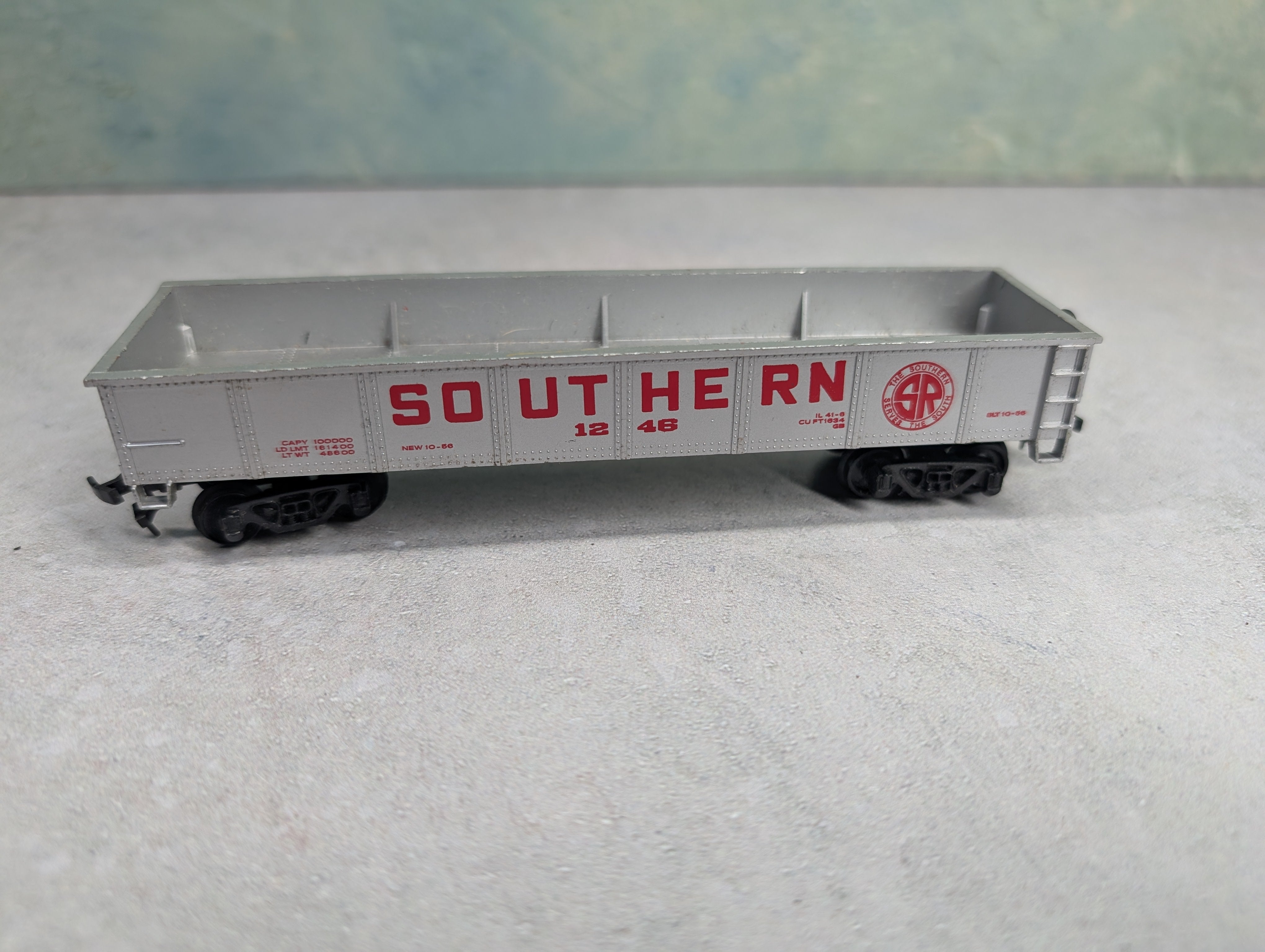USED Bachmann HO Scale 40' Gondola Southern #1246