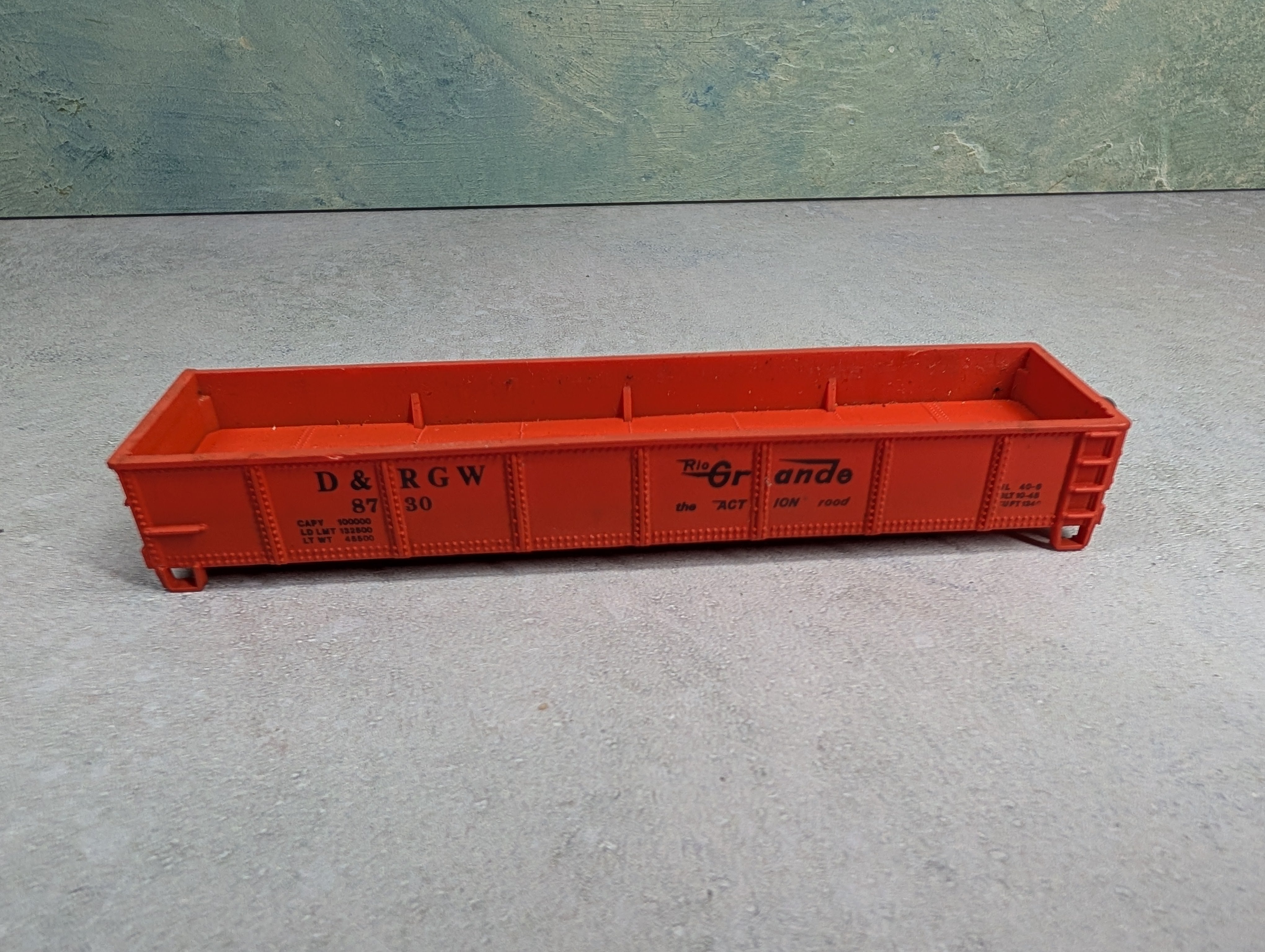 USED Lionel HO Scale 40' Gondola Rio Grande D&RGW #8730 No Trucks