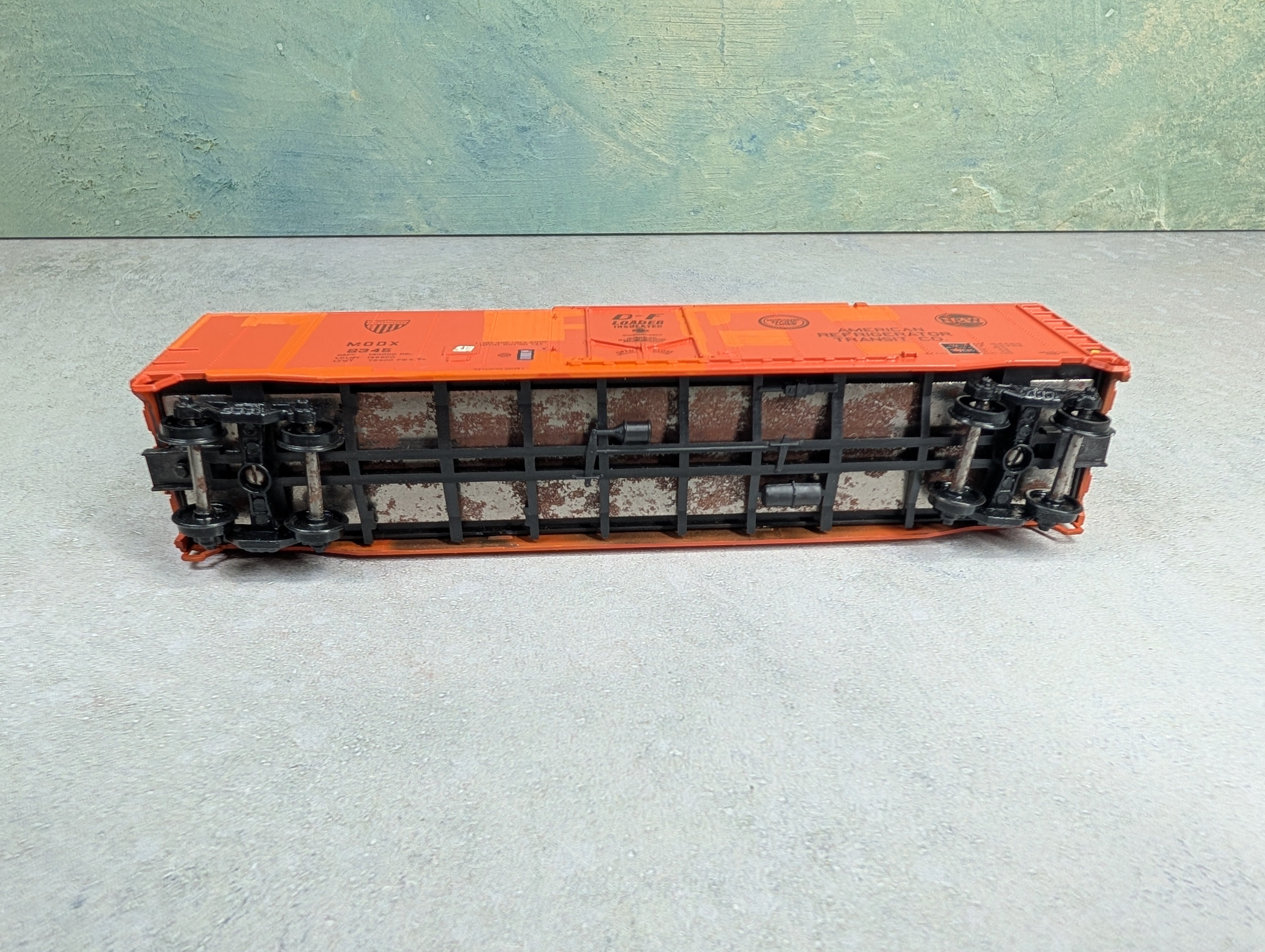 USED Athearn HO Scale 50' Box Car American Refrigerator Transit MODX #2345 Custom Patches
