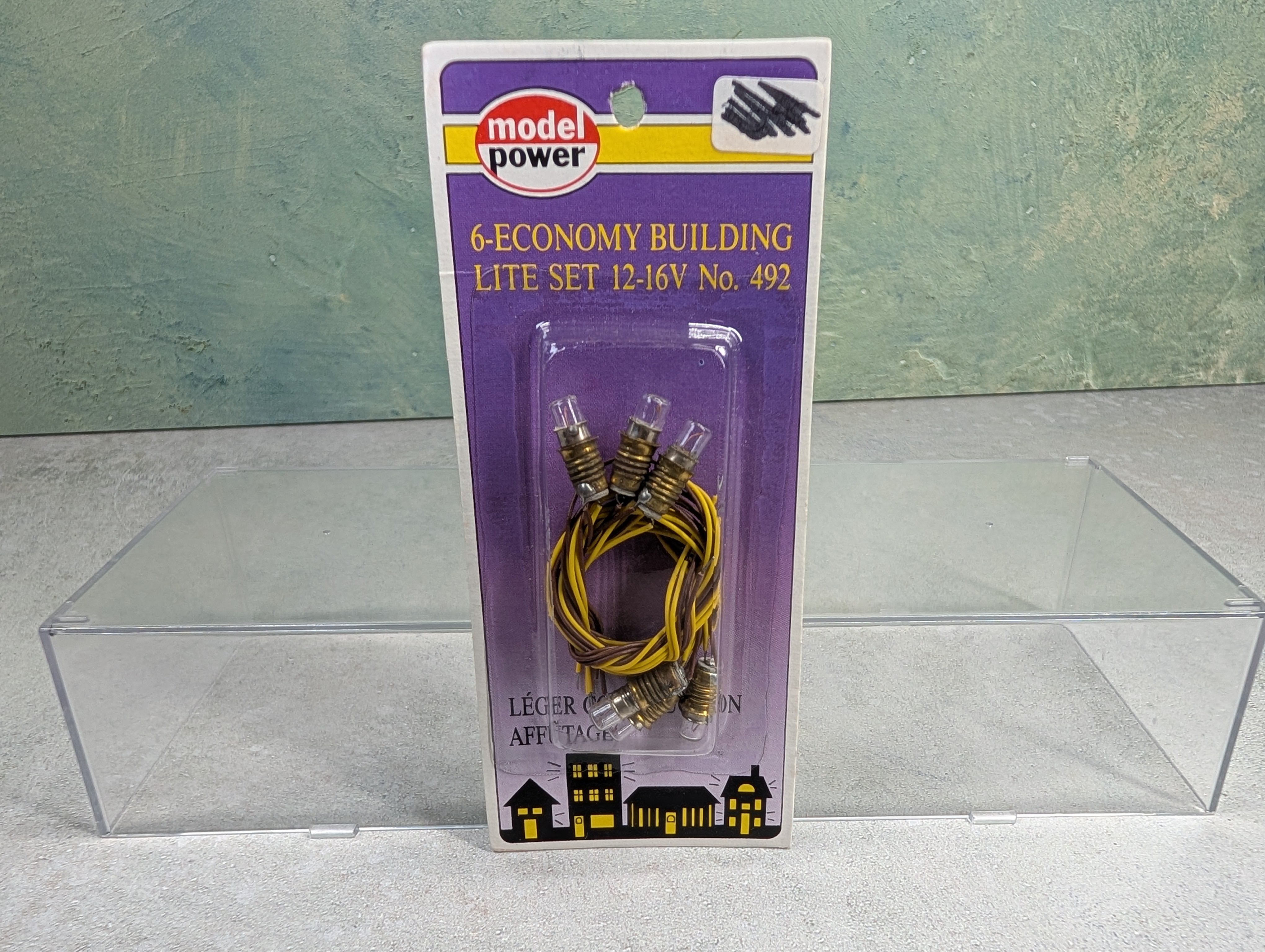 USED Model Power 492 HO Scale Economy Building Lite Set 12-16v (6 pcs)