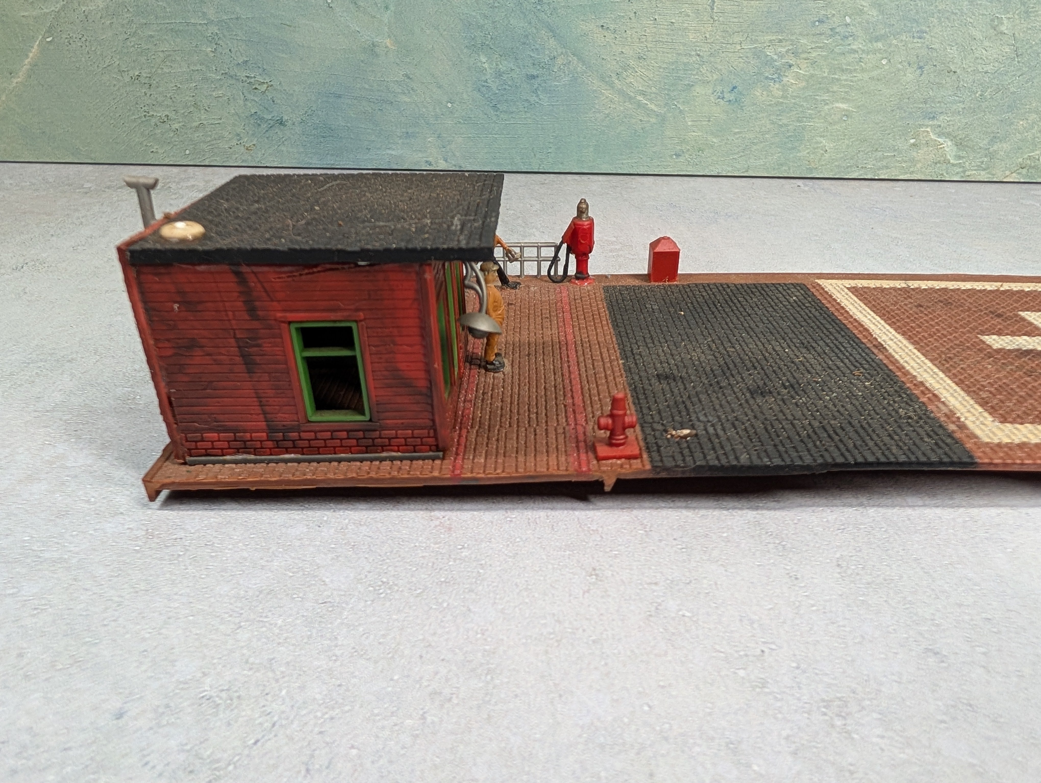 USED HO Scale Freight Station Platform