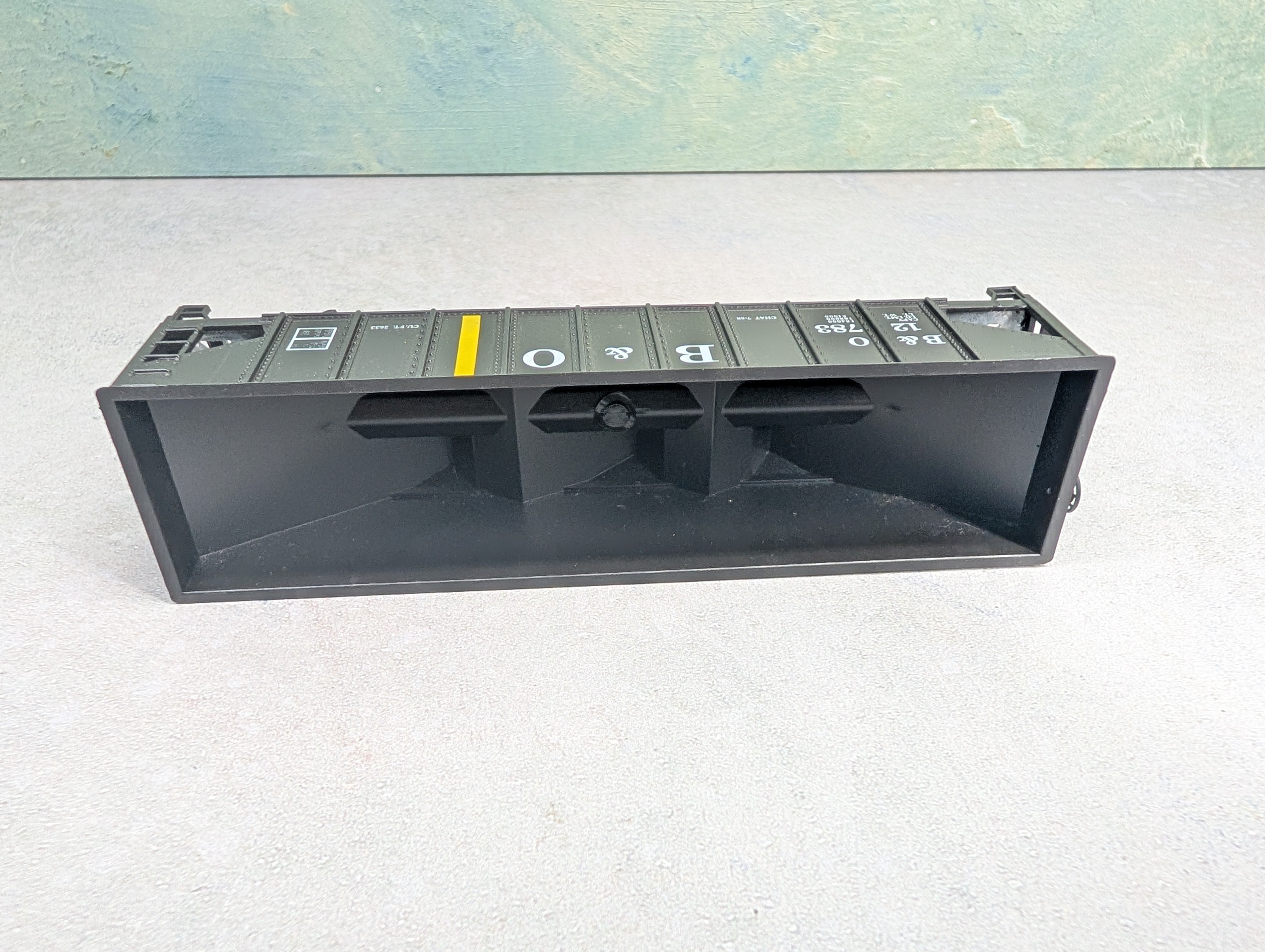 USED Roundhouse 1496 HO Scale 3-Bay Hopper Baltimore and Ohio B&O #12783