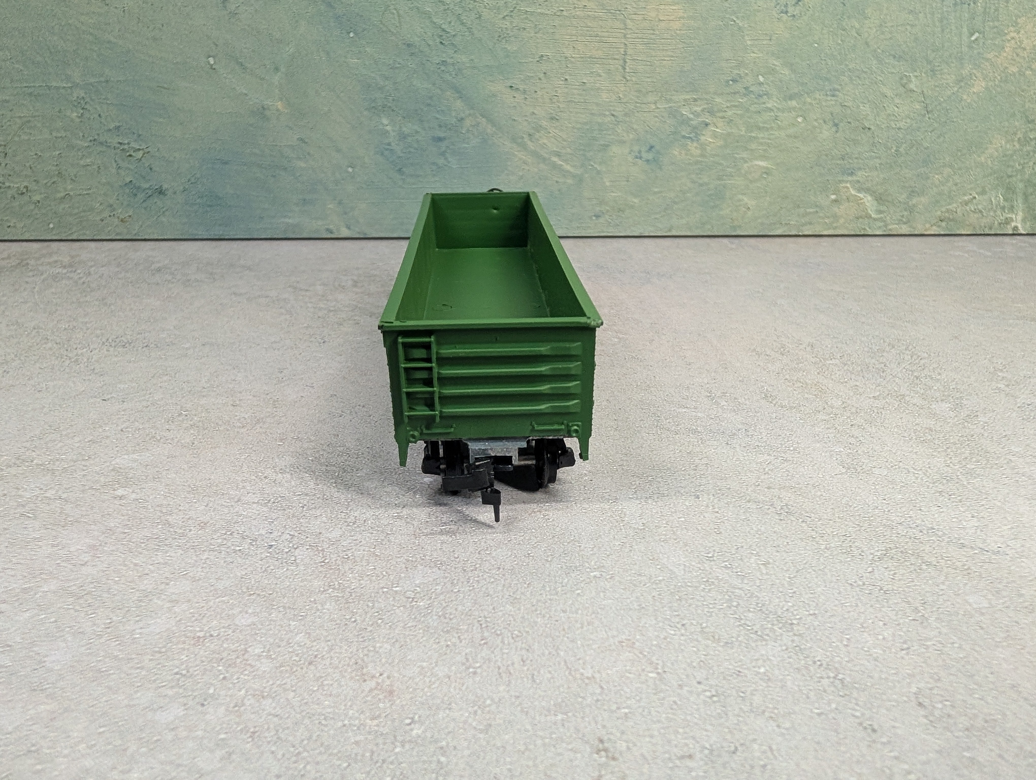 USED Roundhouse 1350 HO Scale 40' Gondola Burlington Northern BN #568974