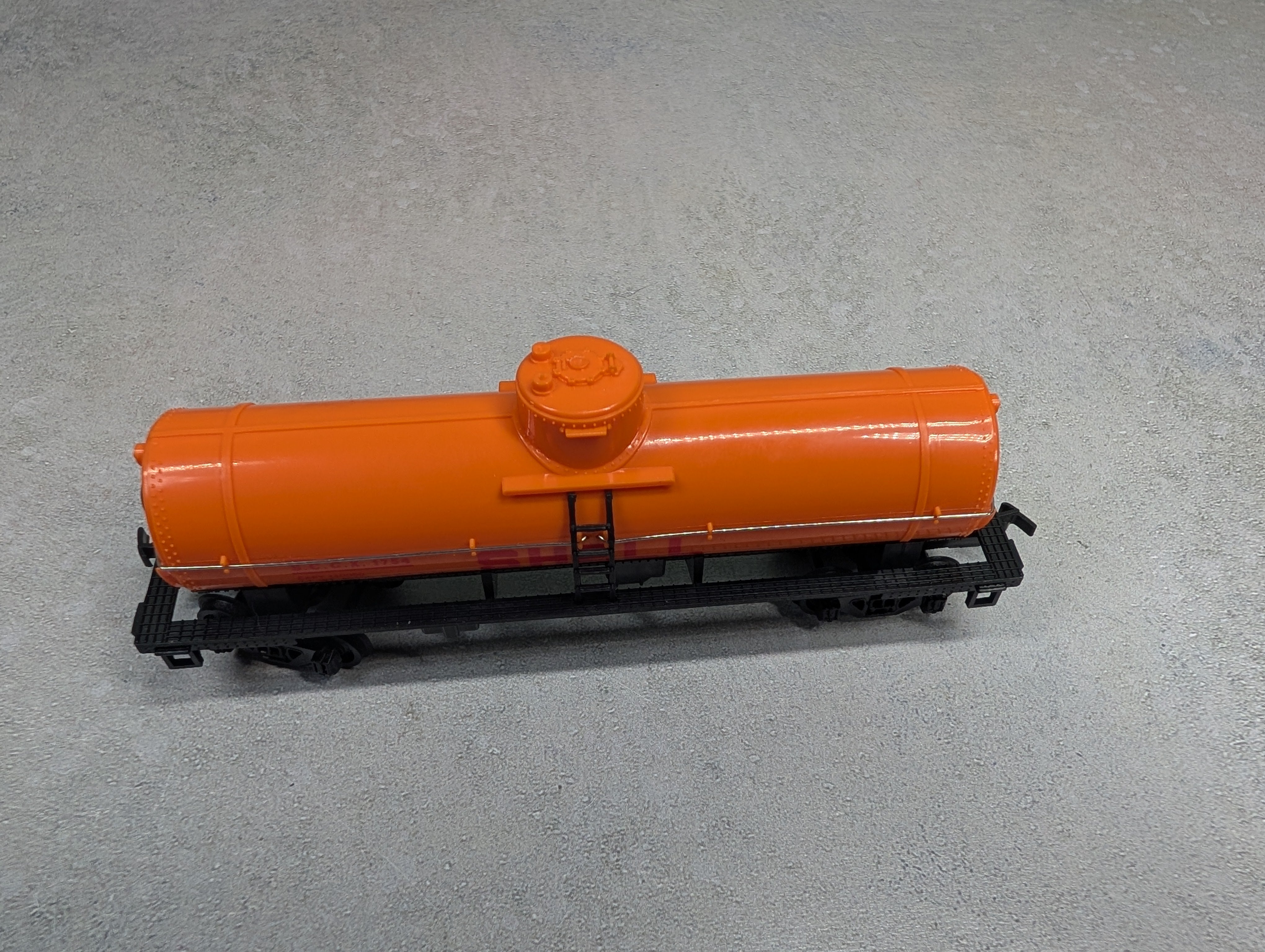 USED Bachmann HO Scale Single Dome Tank Car Shell SCCX #1754