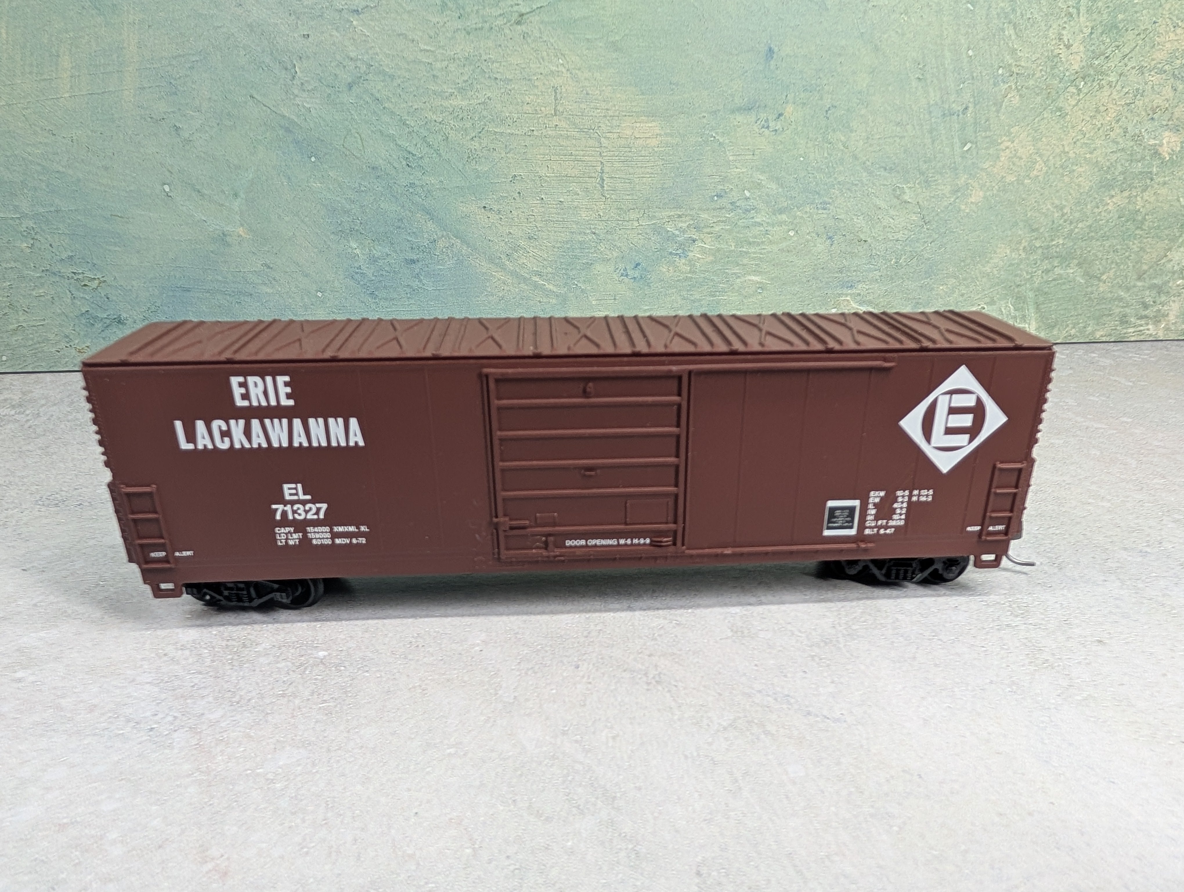 USED Life-Like HO Scale 50' Box Car Erie Lackawanna EL #71327