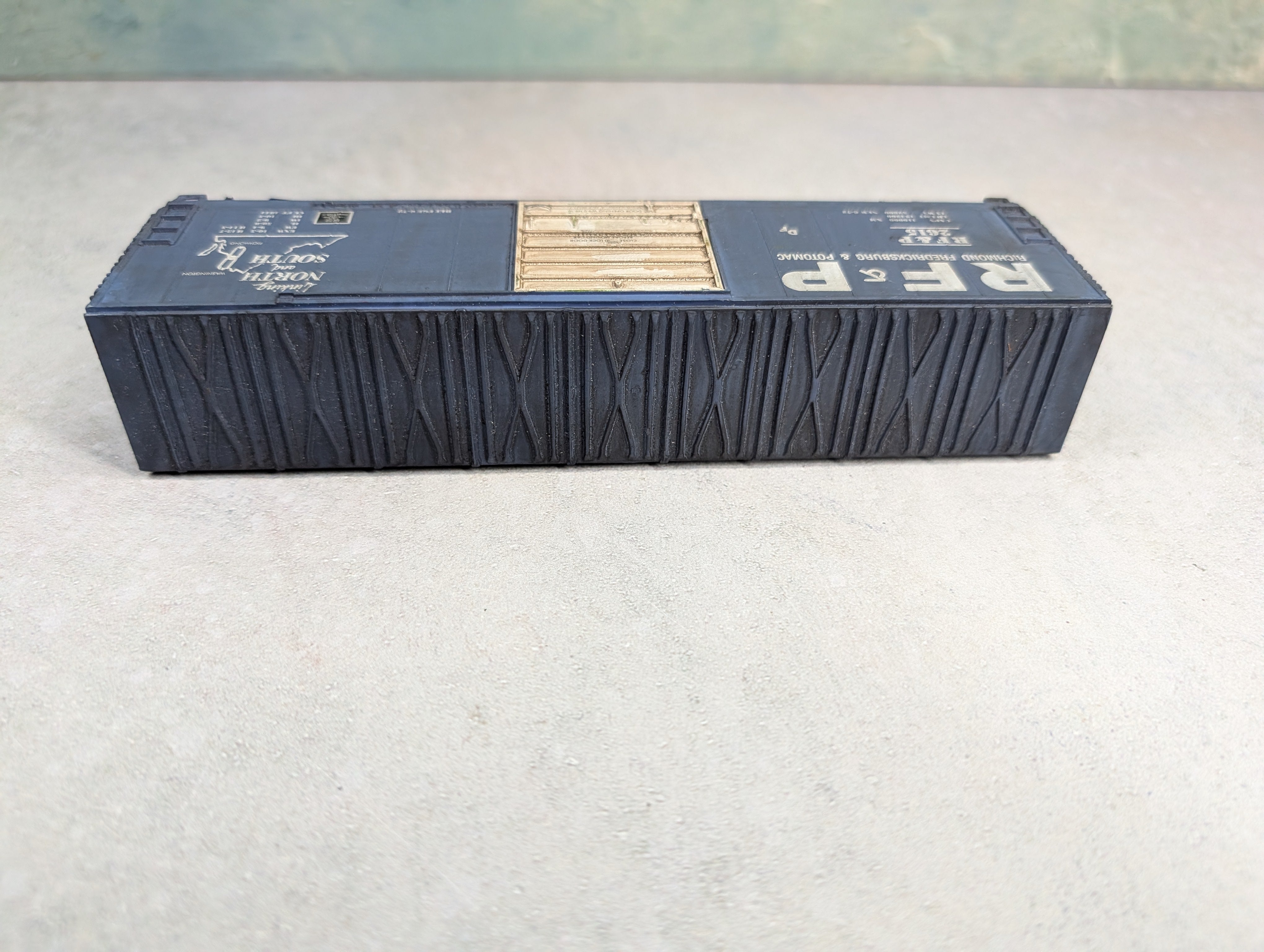 USED Life-Like HO Scale 50' Box Car Richmond Fredericksburg & Potomac RF&P #2615 Light Weathering