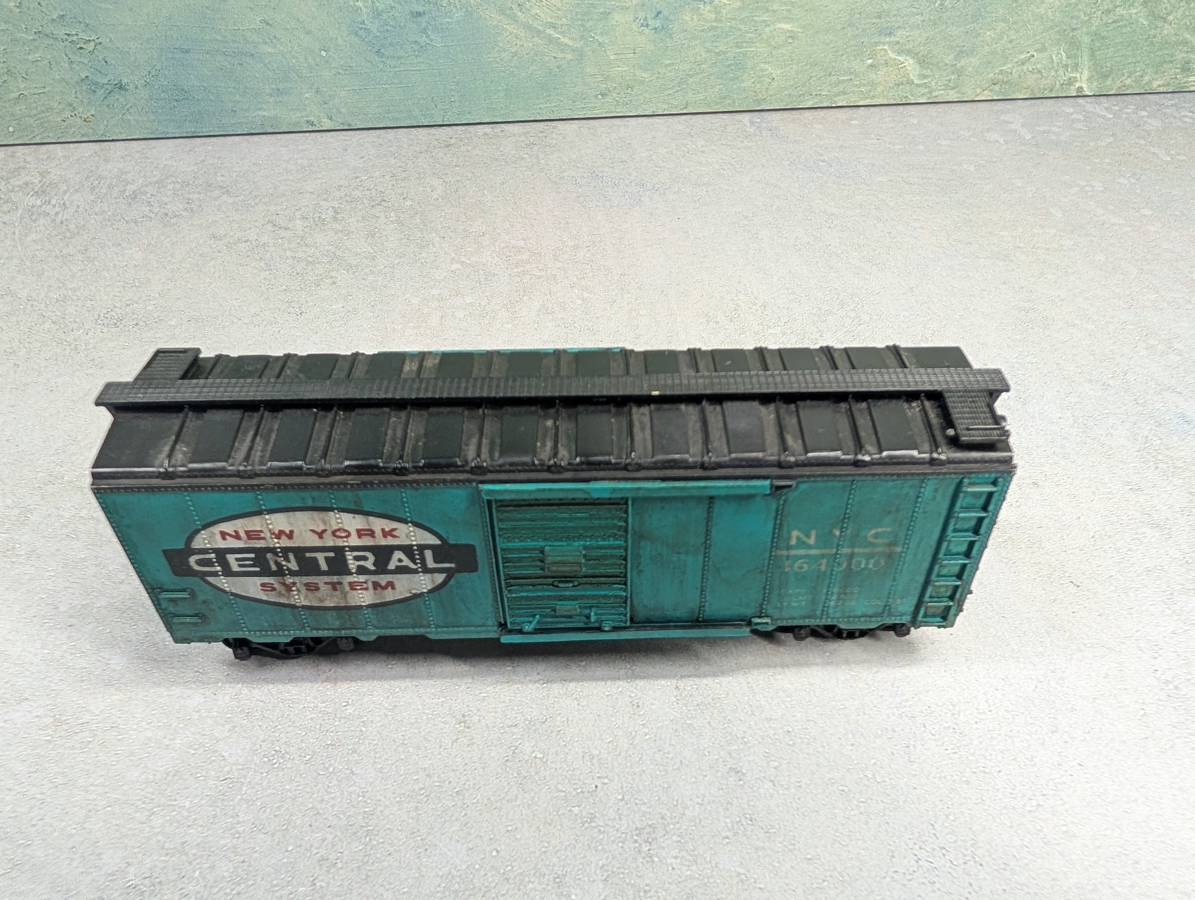 USED Athearn HO Scale 40' Box Car New York Central NYC #164000 Weathered