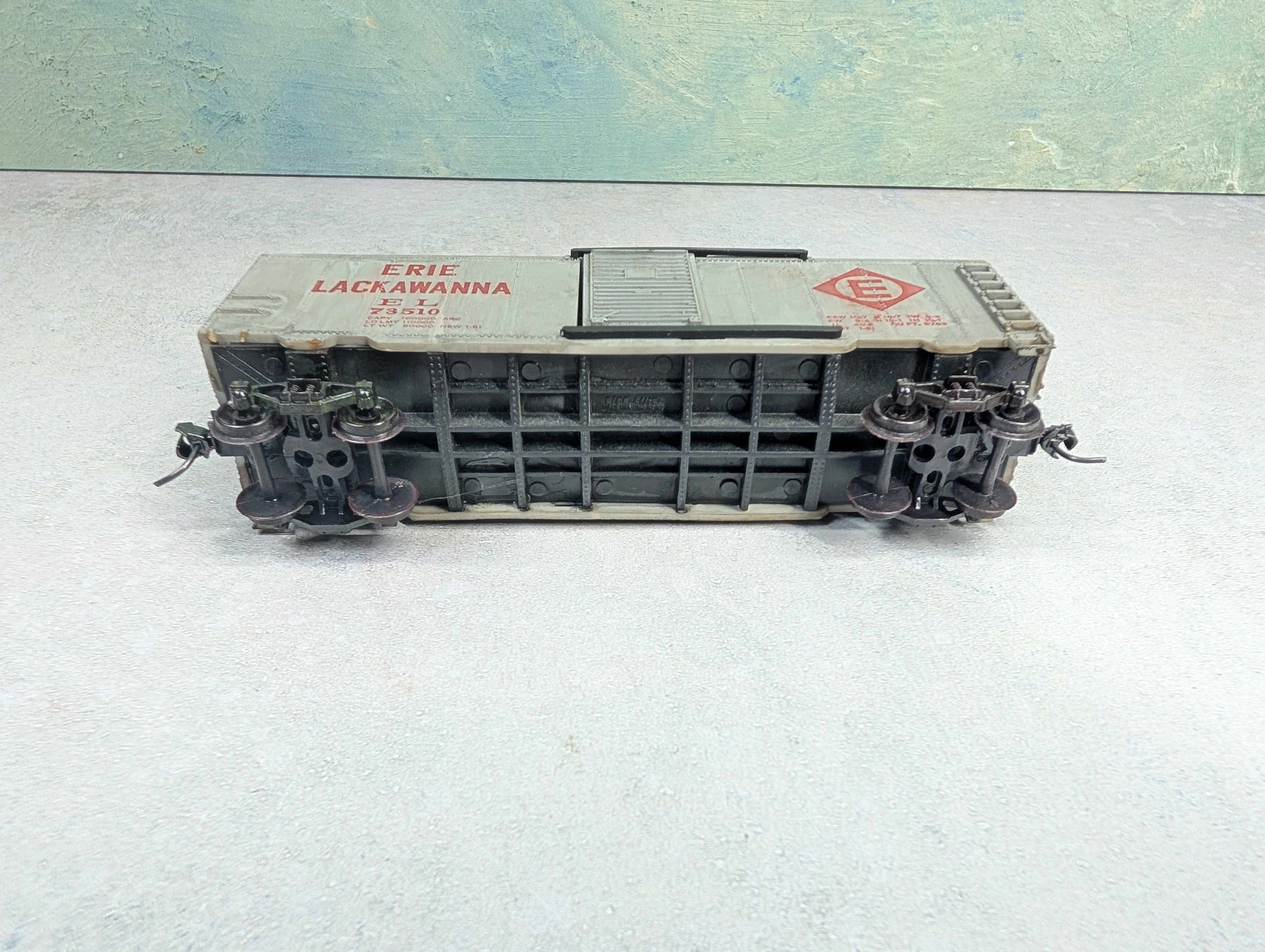 USED Life-Like HO Scale 40' Box Car Erie Lackawanna EL #73510 Light Weathering
