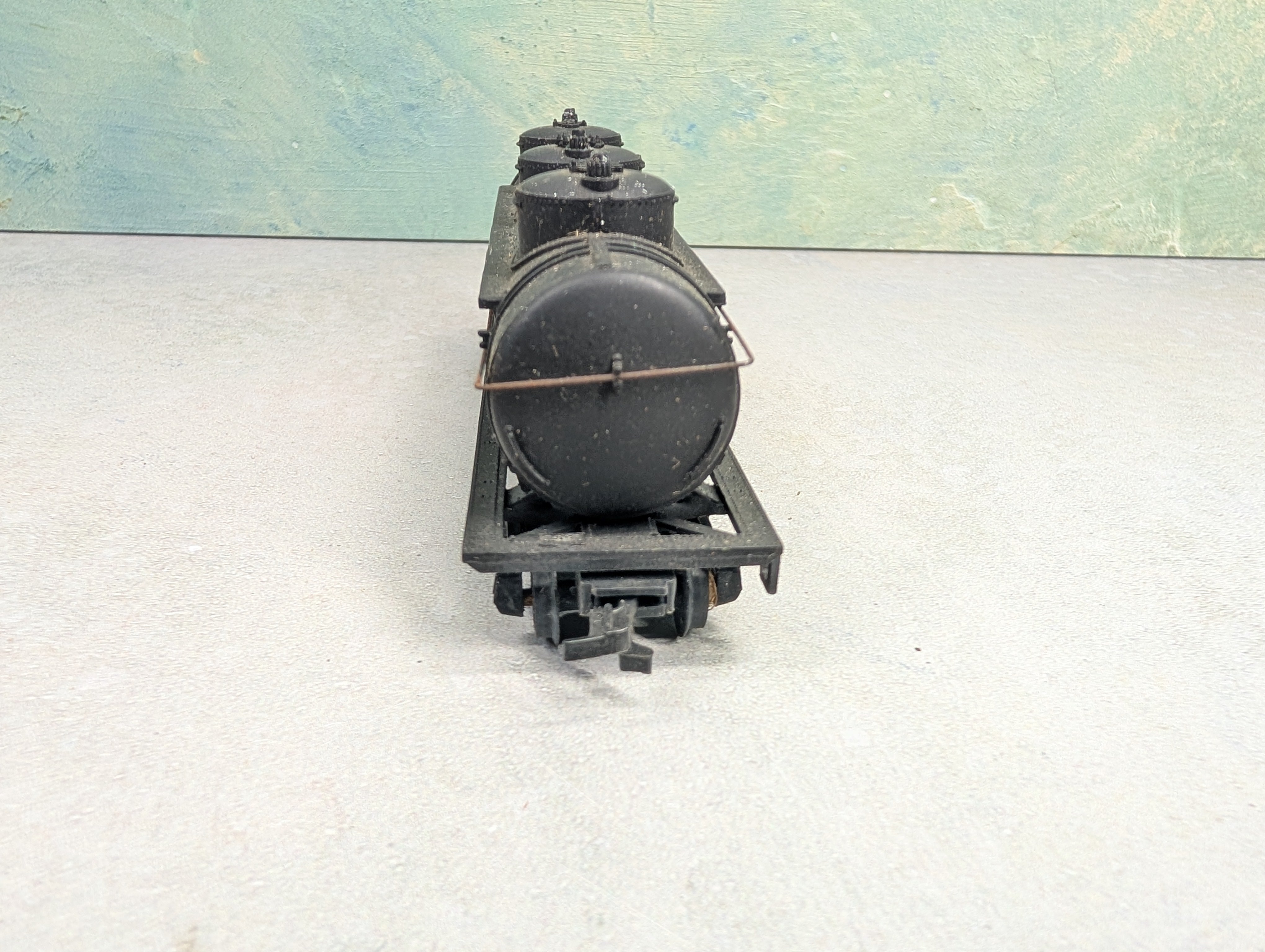 USED Lionel HO Scale Triple Dome Tank Car DOW #48416