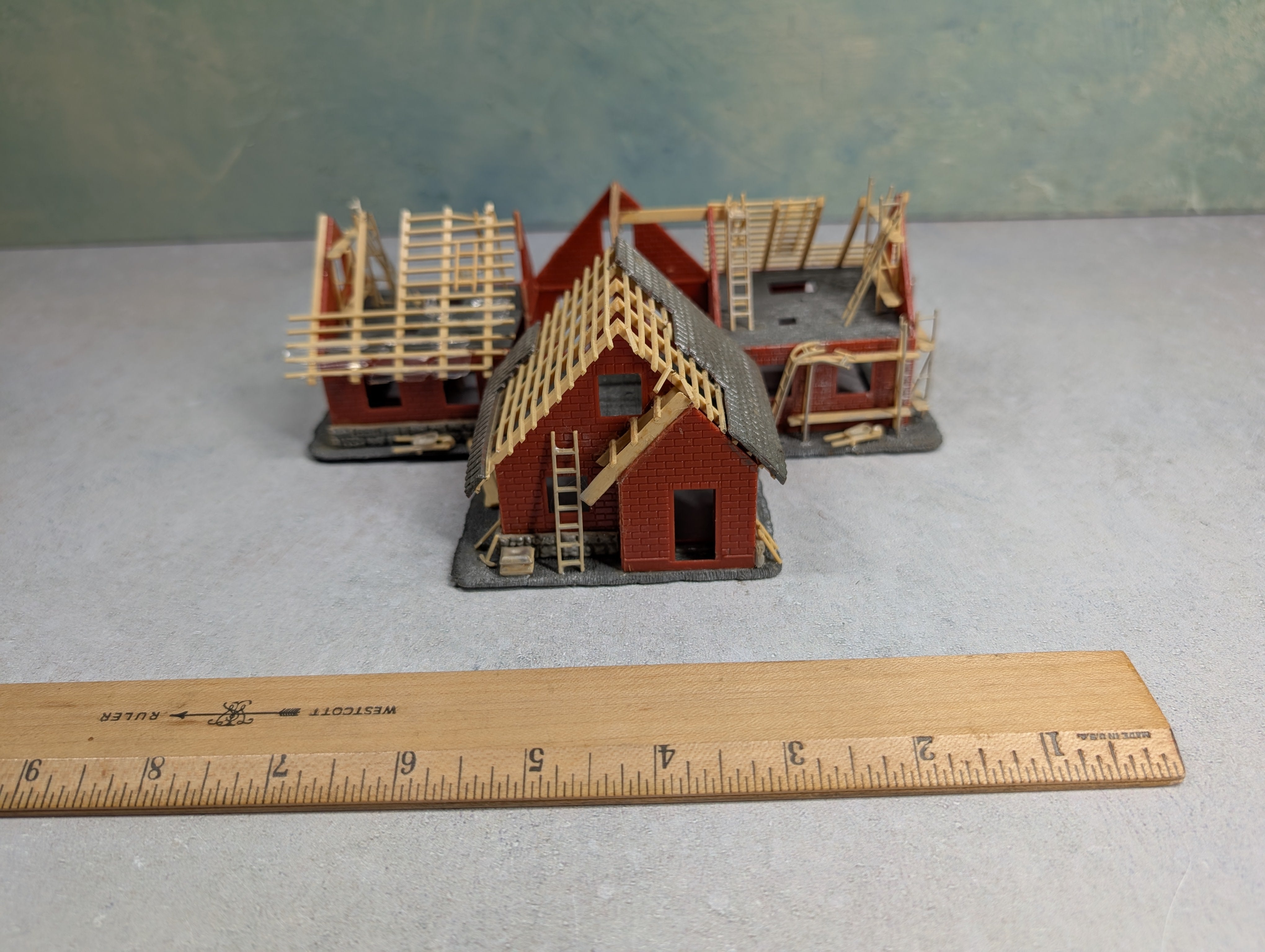 USED Tyco HO Scale Custom Modified Homes Under Construction