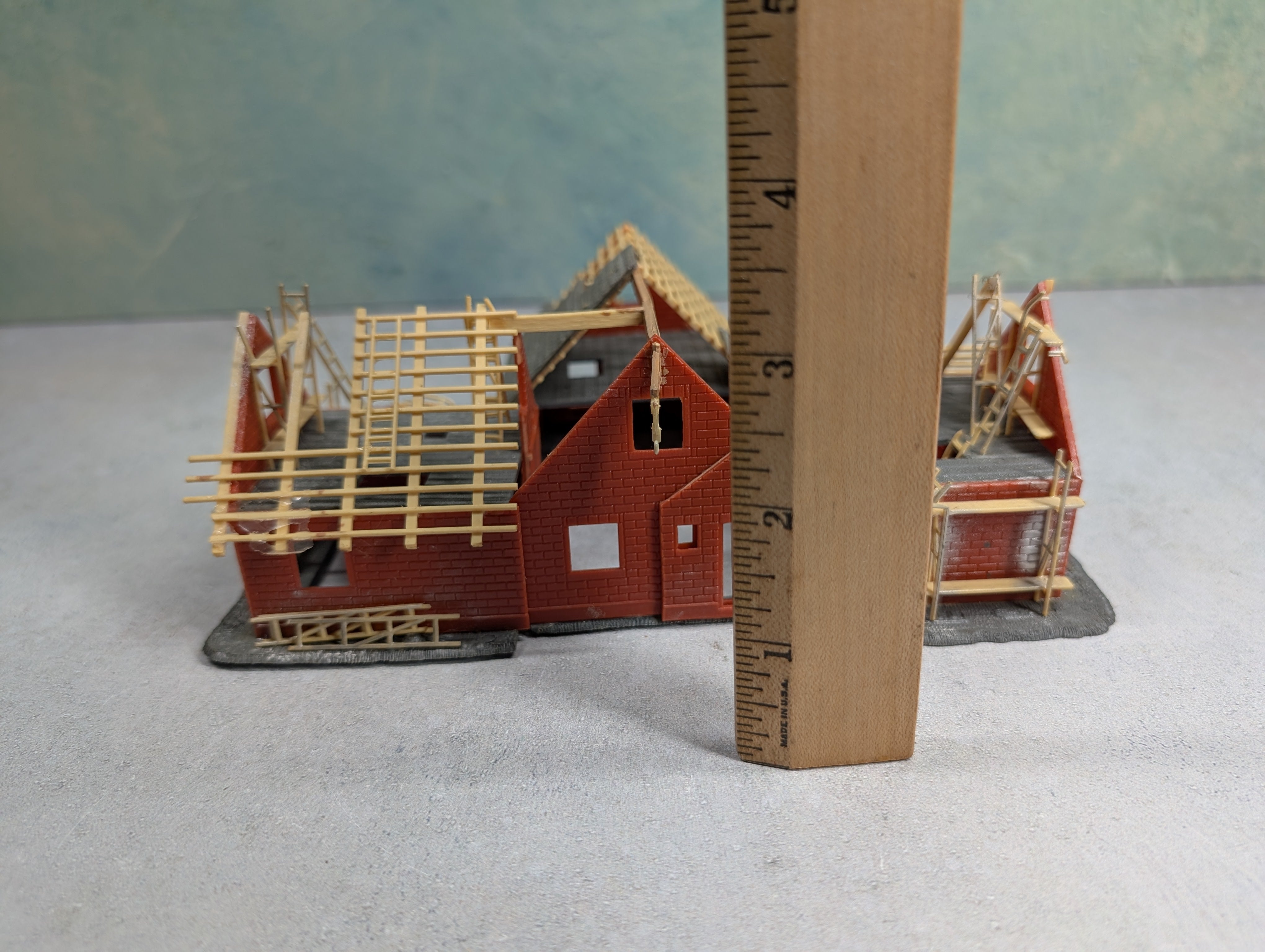 USED Tyco HO Scale Custom Modified Homes Under Construction