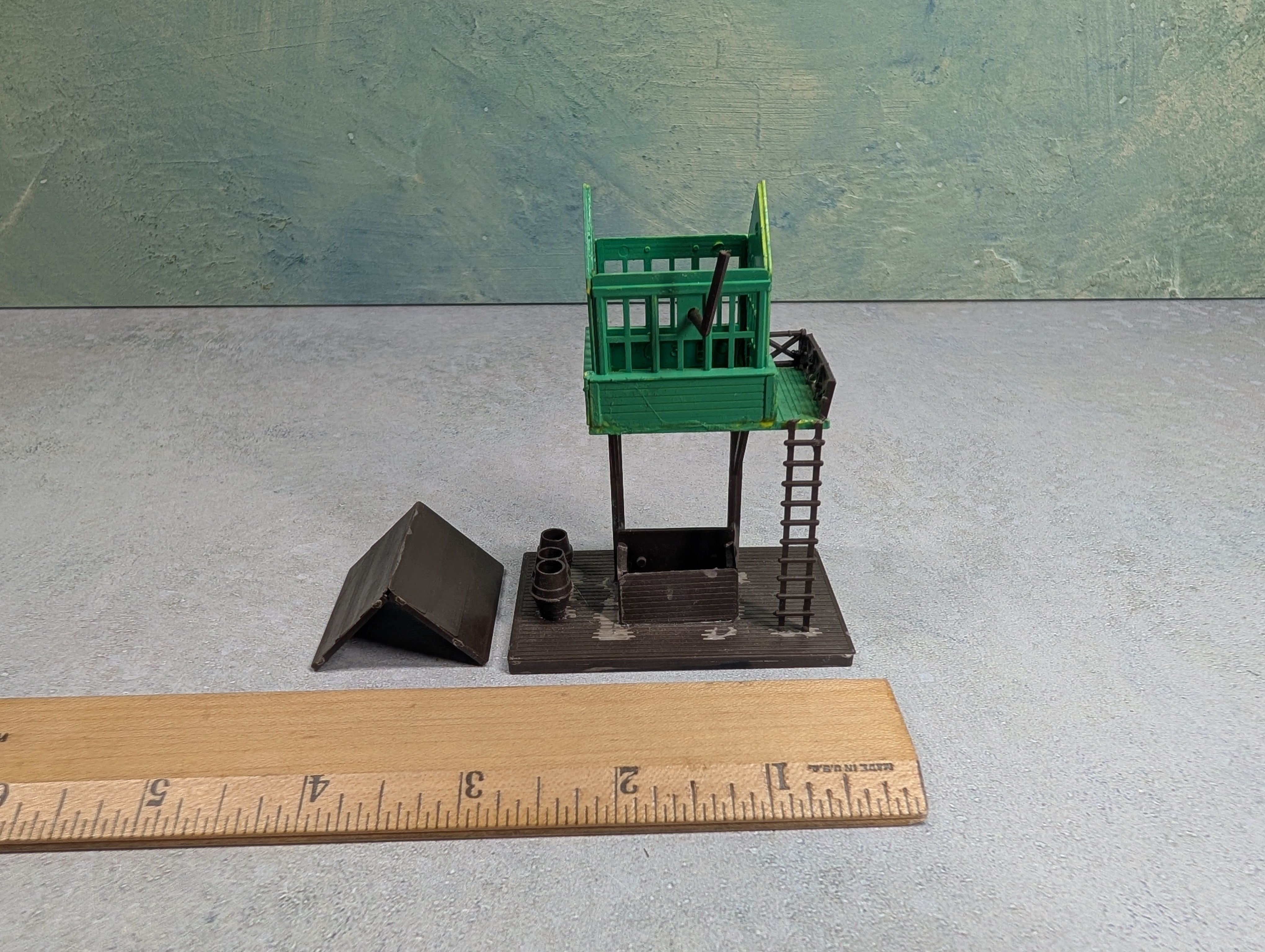 USED HO Scale Elevated Railroad Switch