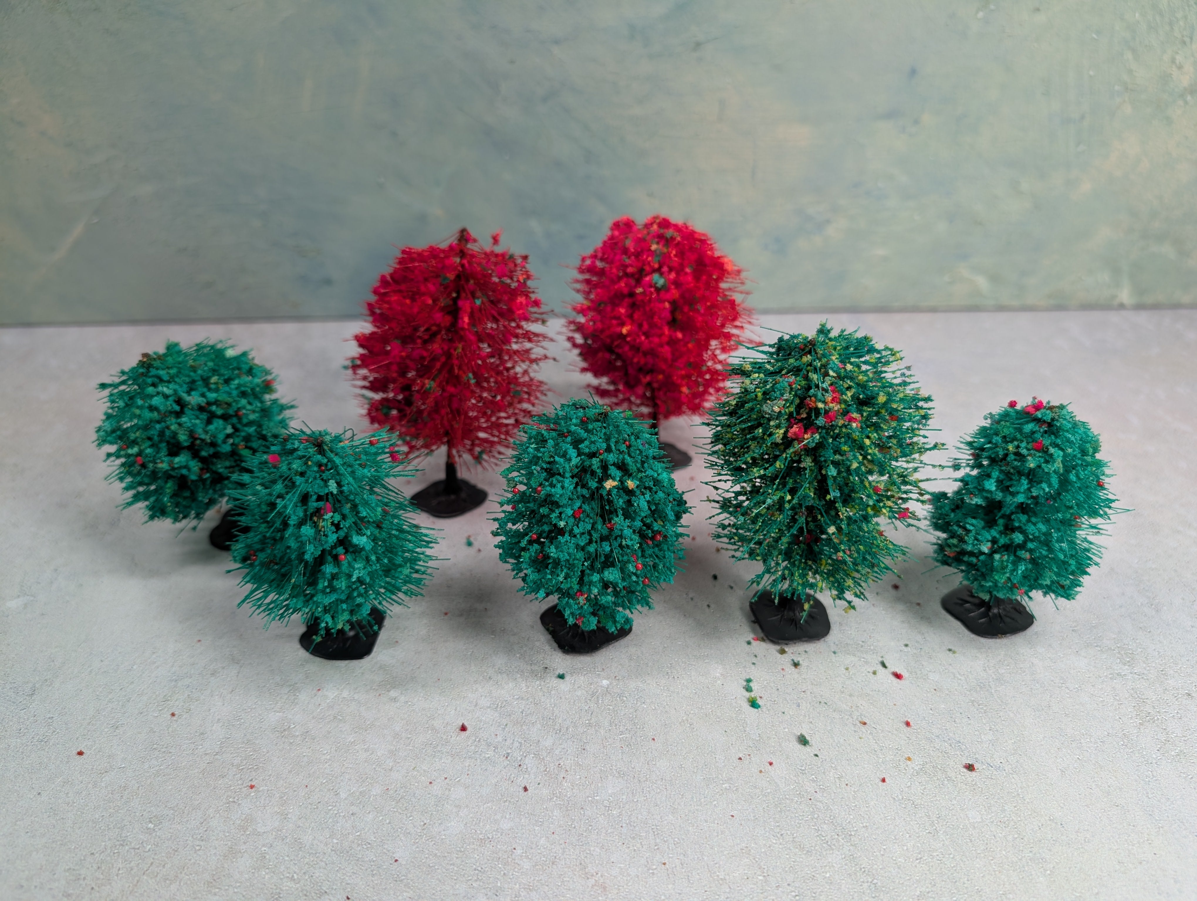 USED HO Scale Lot of Colorful Trees (7 pcs)